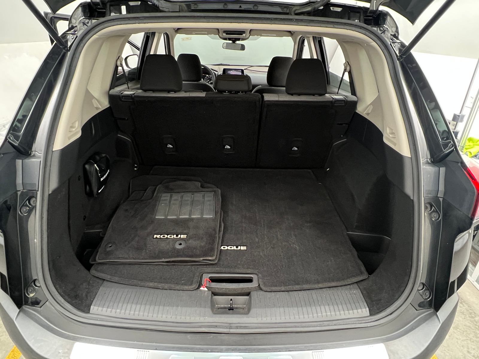 Thumbnail: 2023 Nissan Rogue - 7