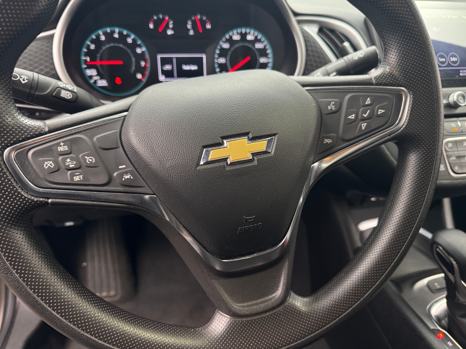 Thumbnail: 2024 Chevrolet Malibu - 5