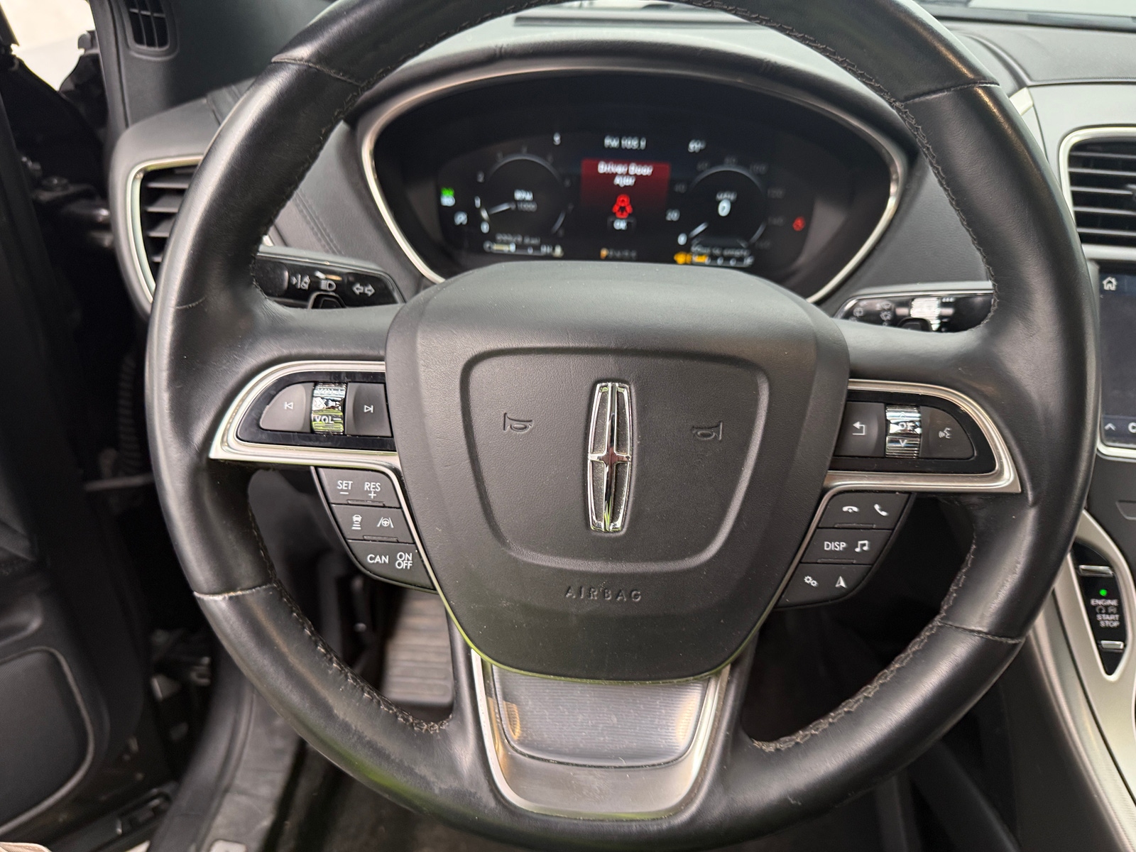 Thumbnail: 2020 Lincoln Nautilus - 4