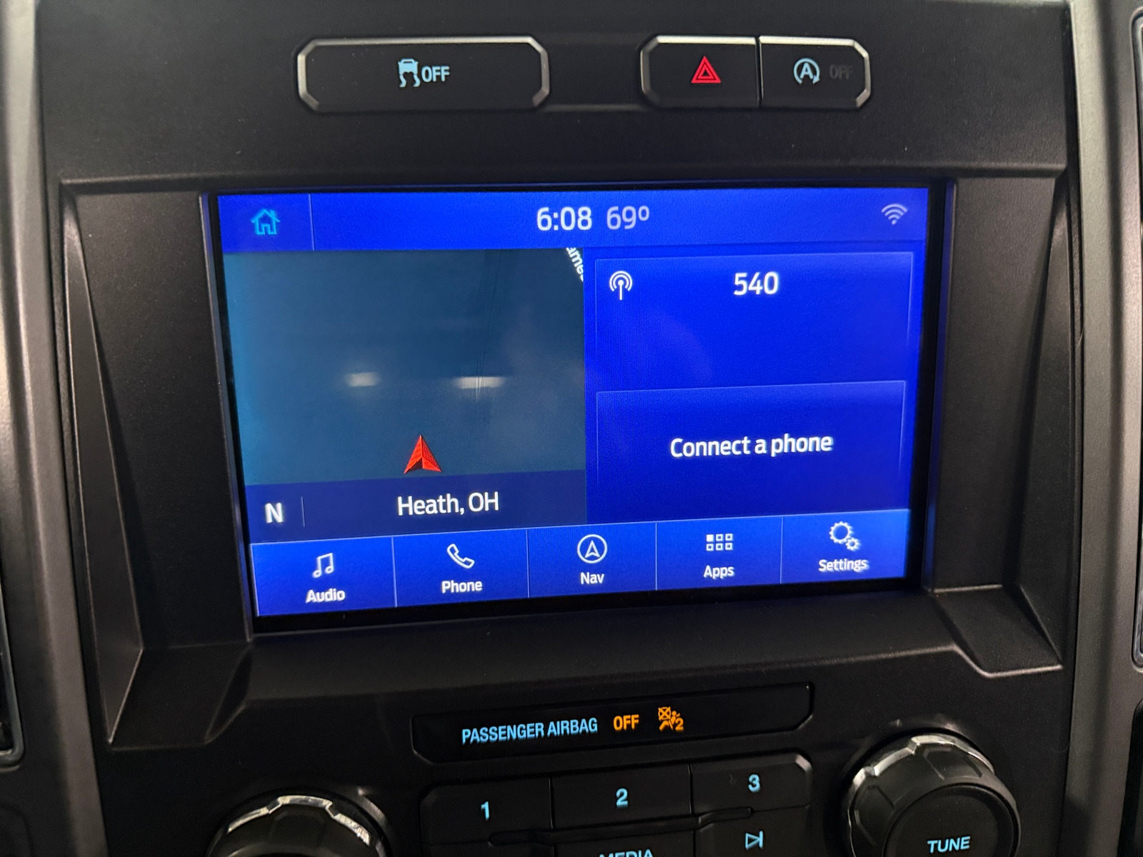 Thumbnail: 2020 Ford Econoline - 4