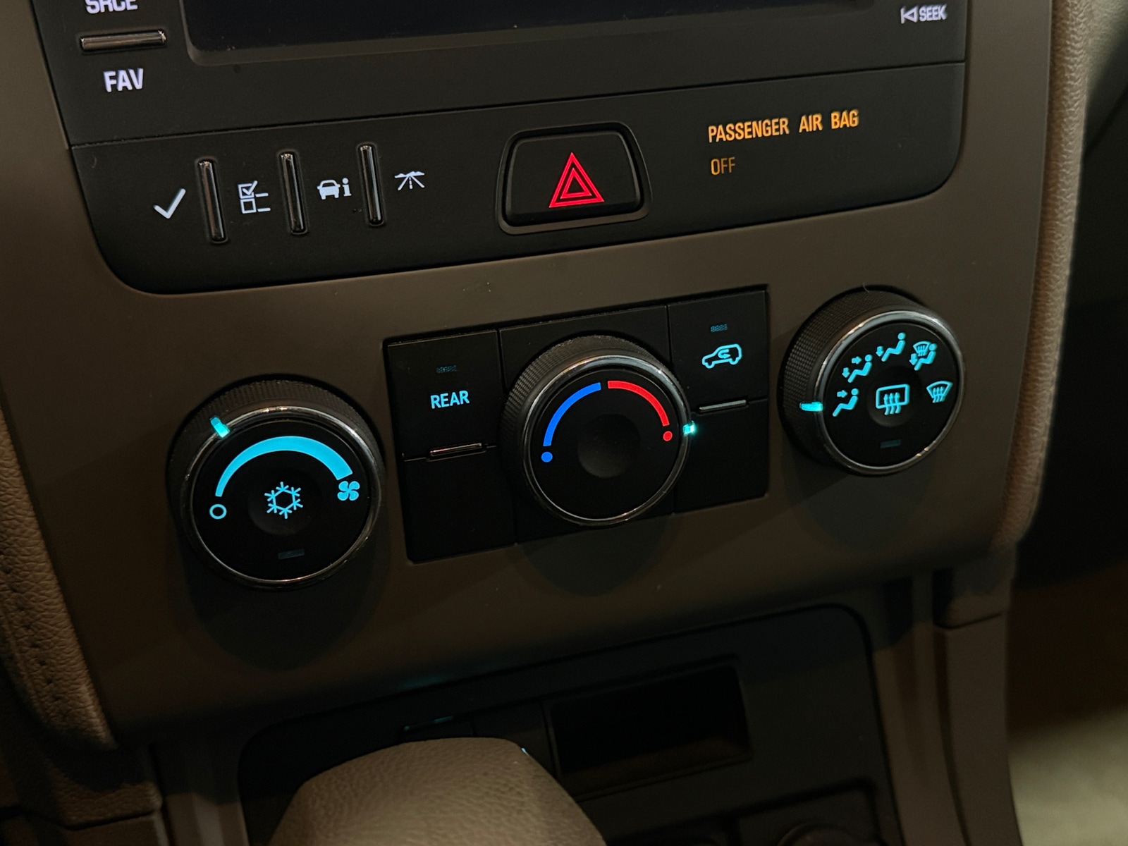 Thumbnail: 2017 Chevrolet Traverse - 4