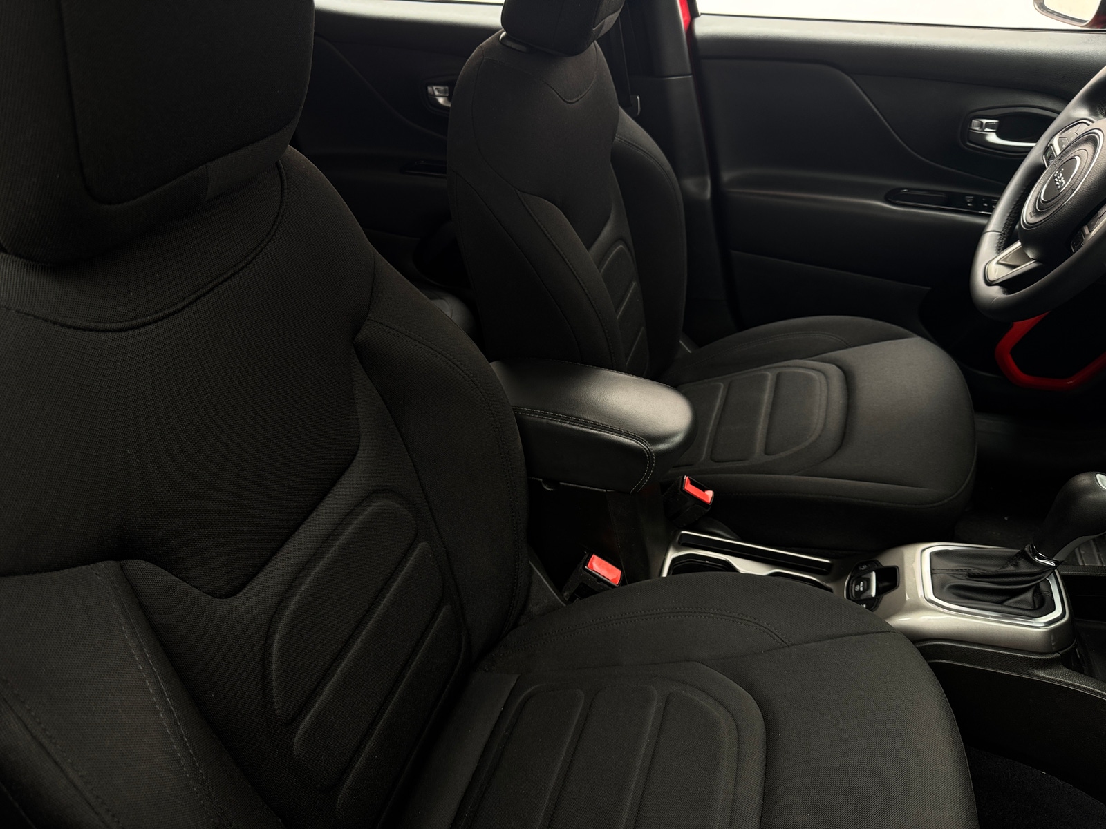 Thumbnail: 2022 Jeep Renegade - 2