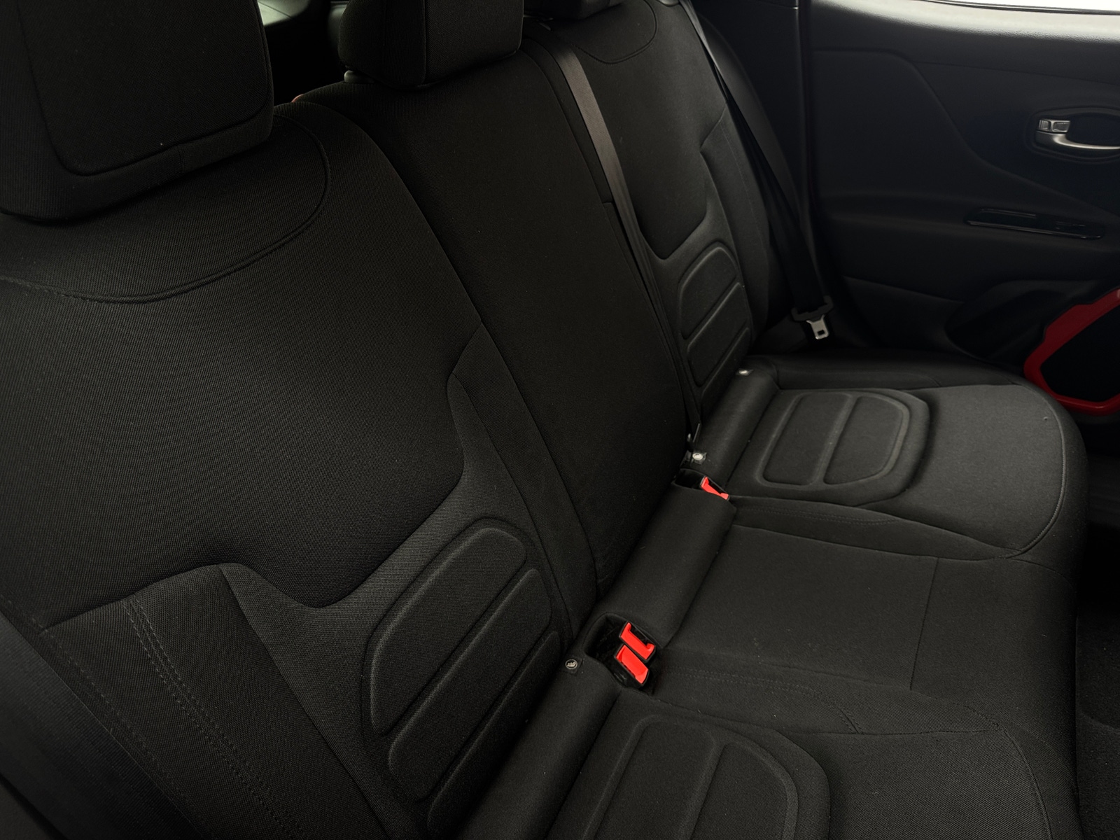 Thumbnail: 2022 Jeep Renegade - 6