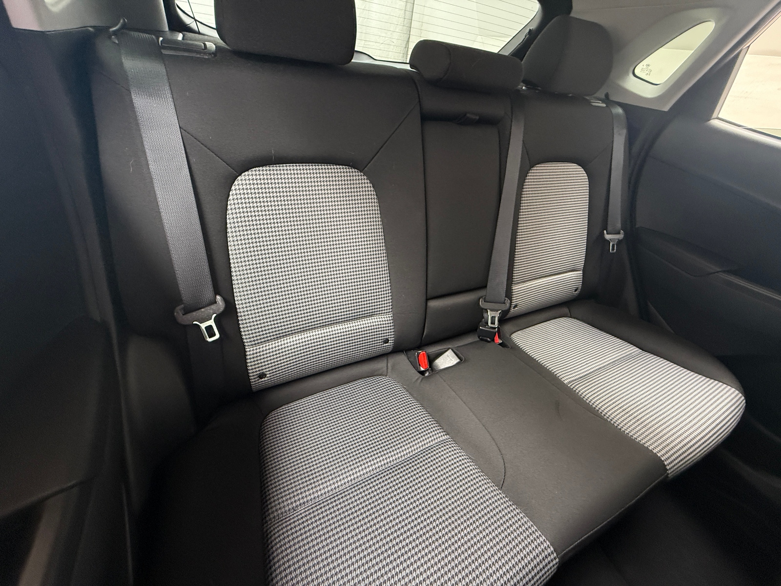 Thumbnail: 2020 Hyundai Kona - 6