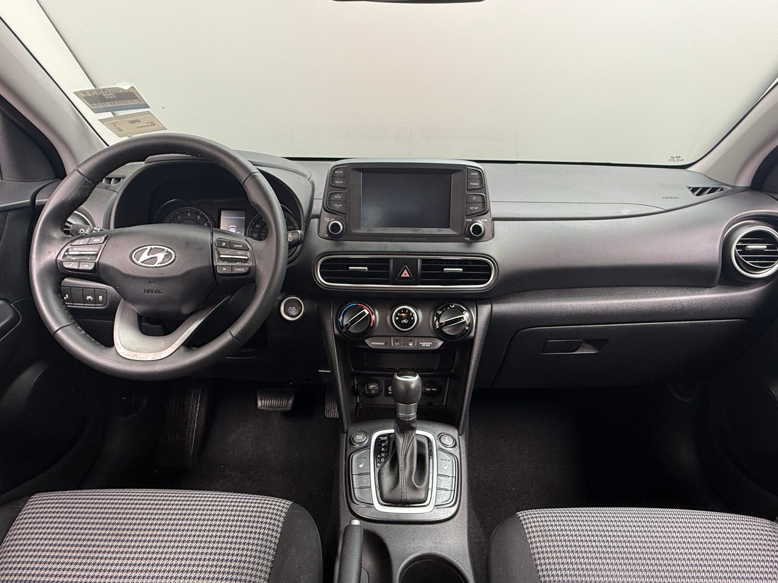 Thumbnail: 2020 Hyundai Kona - 3