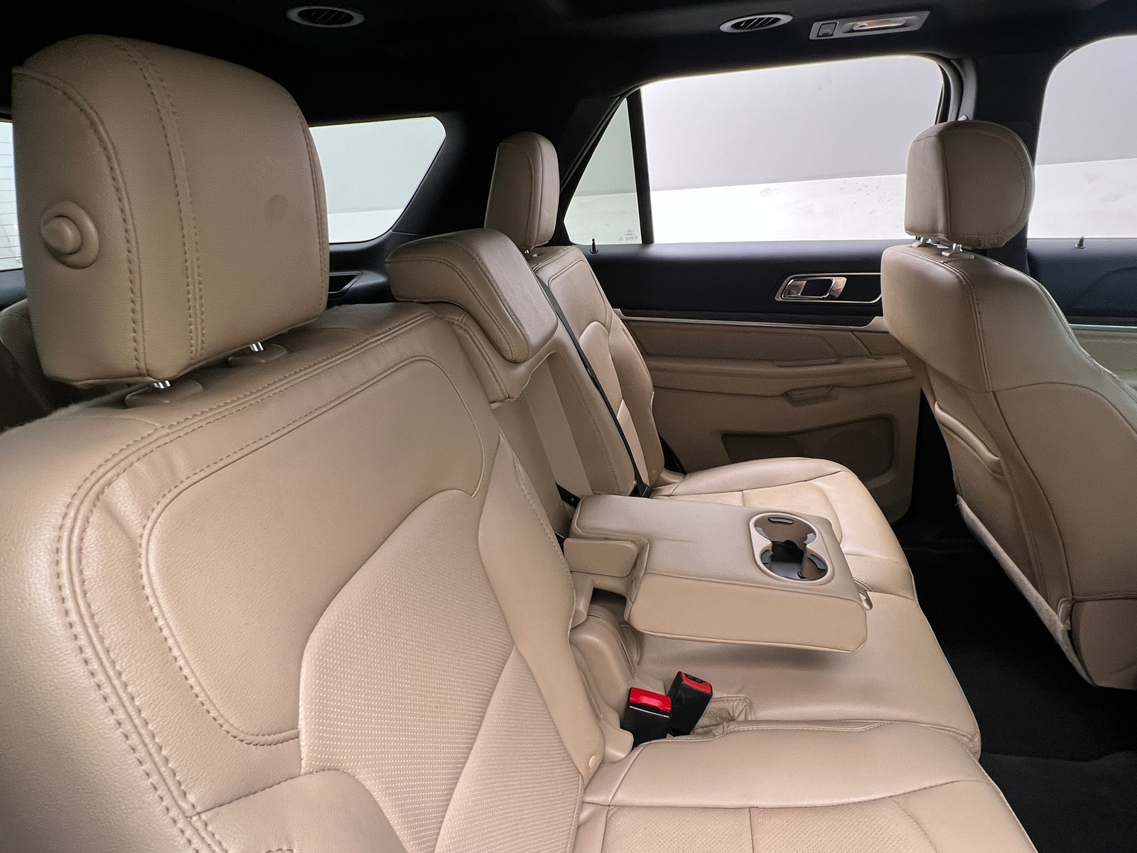 Thumbnail: 2017 Ford Explorer - 5