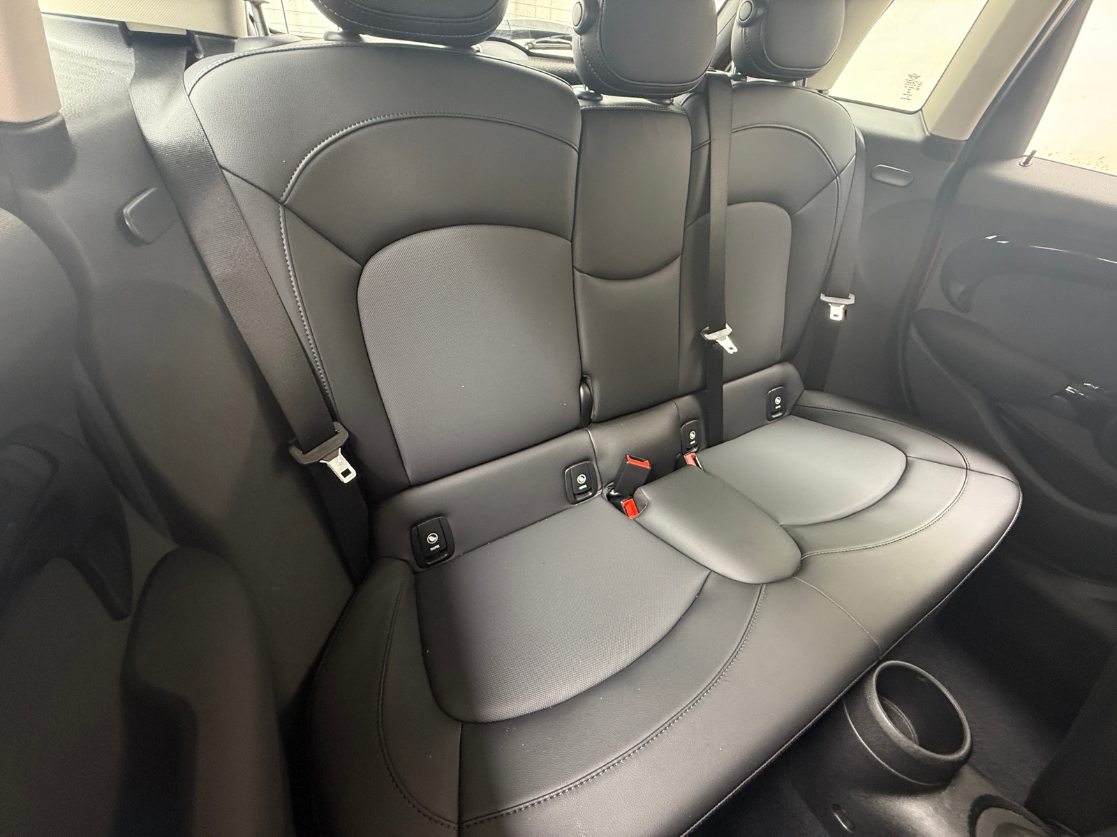 Thumbnail: 2019 MINI Cooper Hardtop - 5