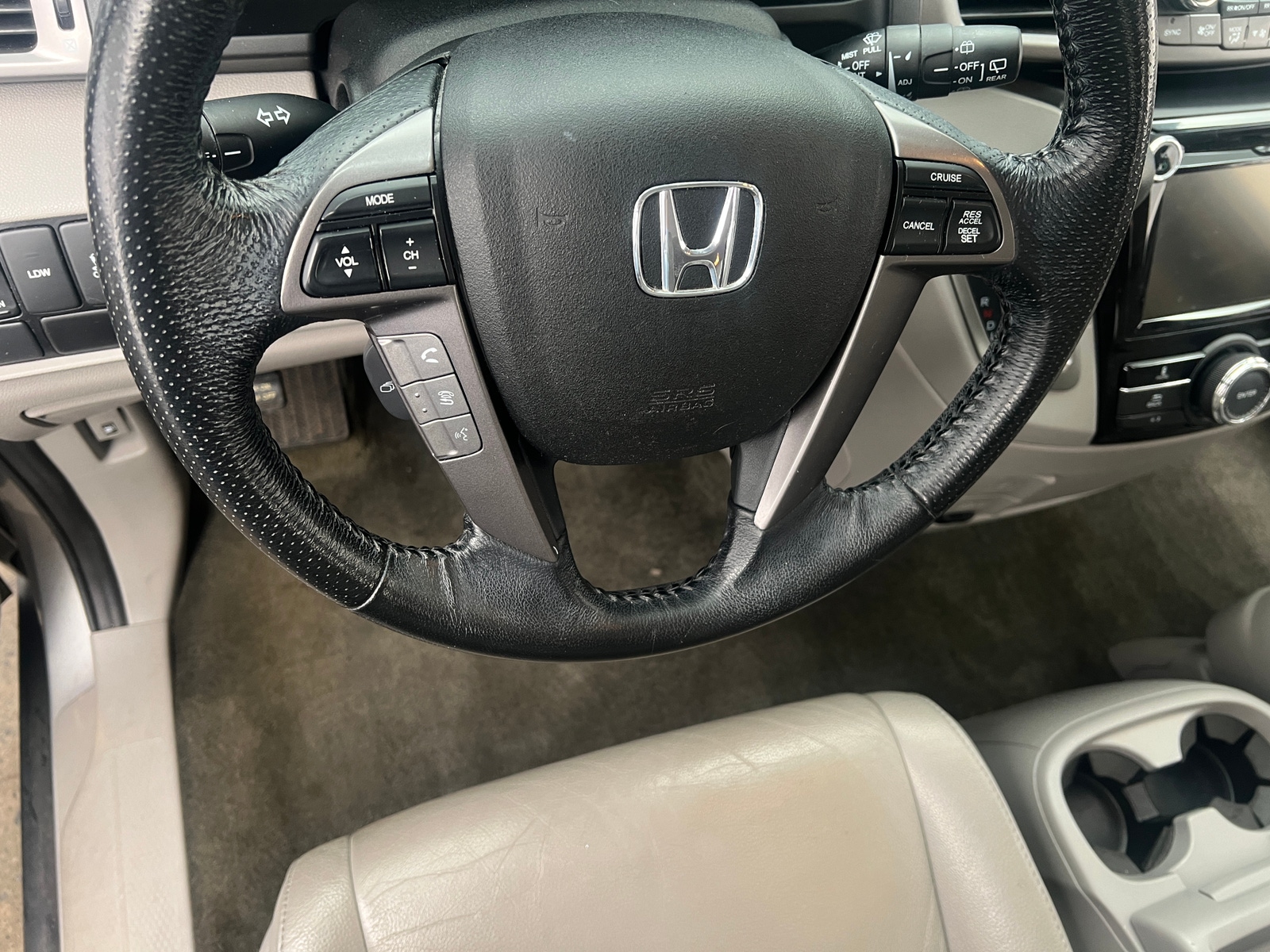 Thumbnail: 2015 Honda Odyssey - 4