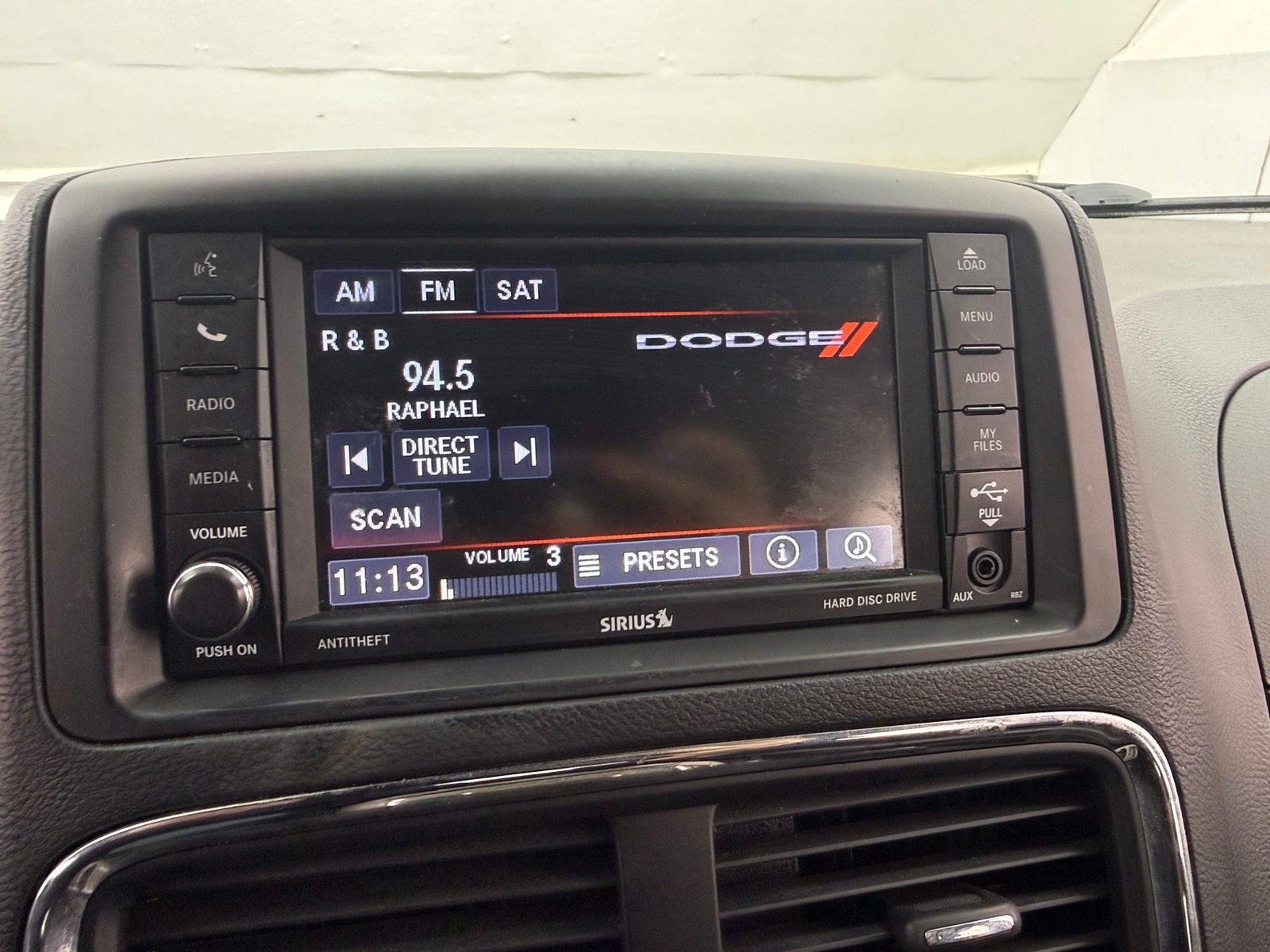 Thumbnail: 2019 Dodge Grand Caravan - 3