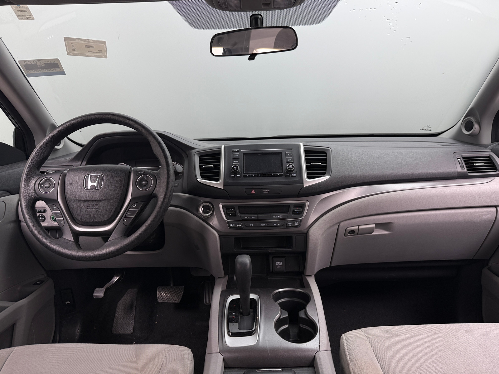 Thumbnail: 2017 Honda Pilot - 3