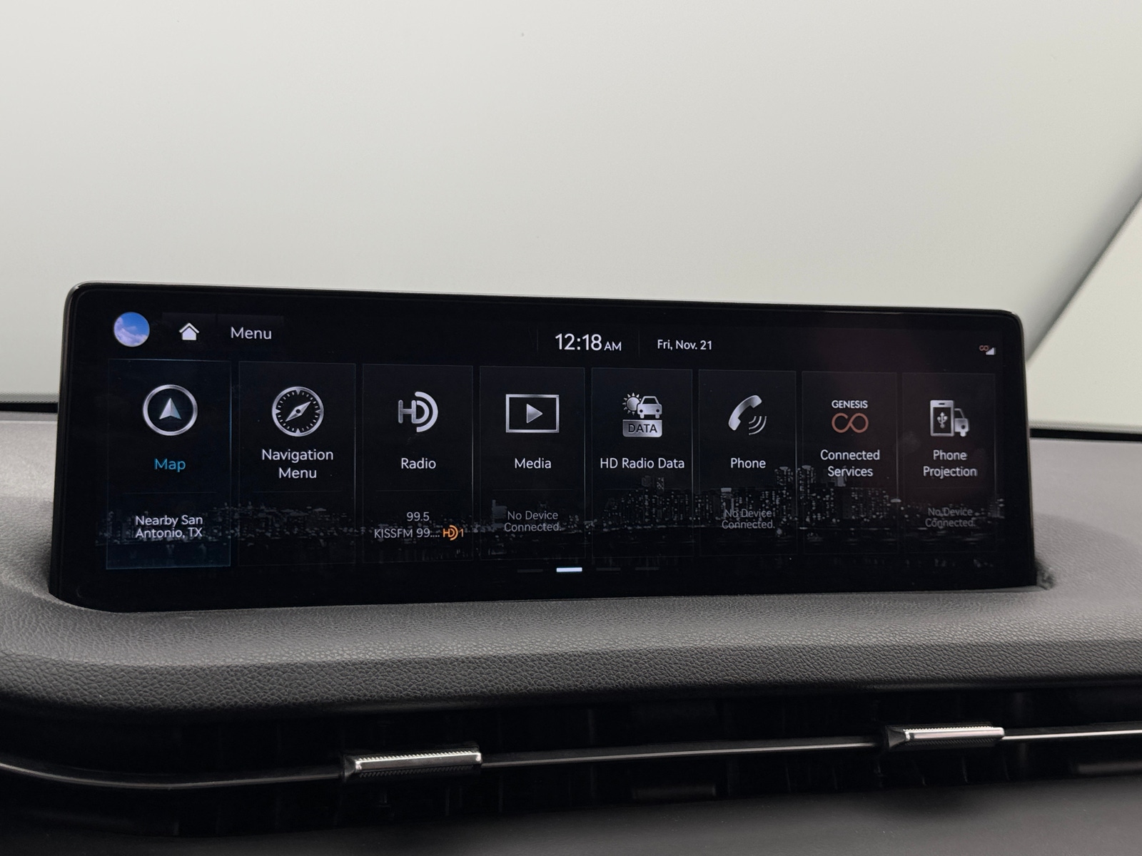 Thumbnail: 2023 Genesis GV70 - 3