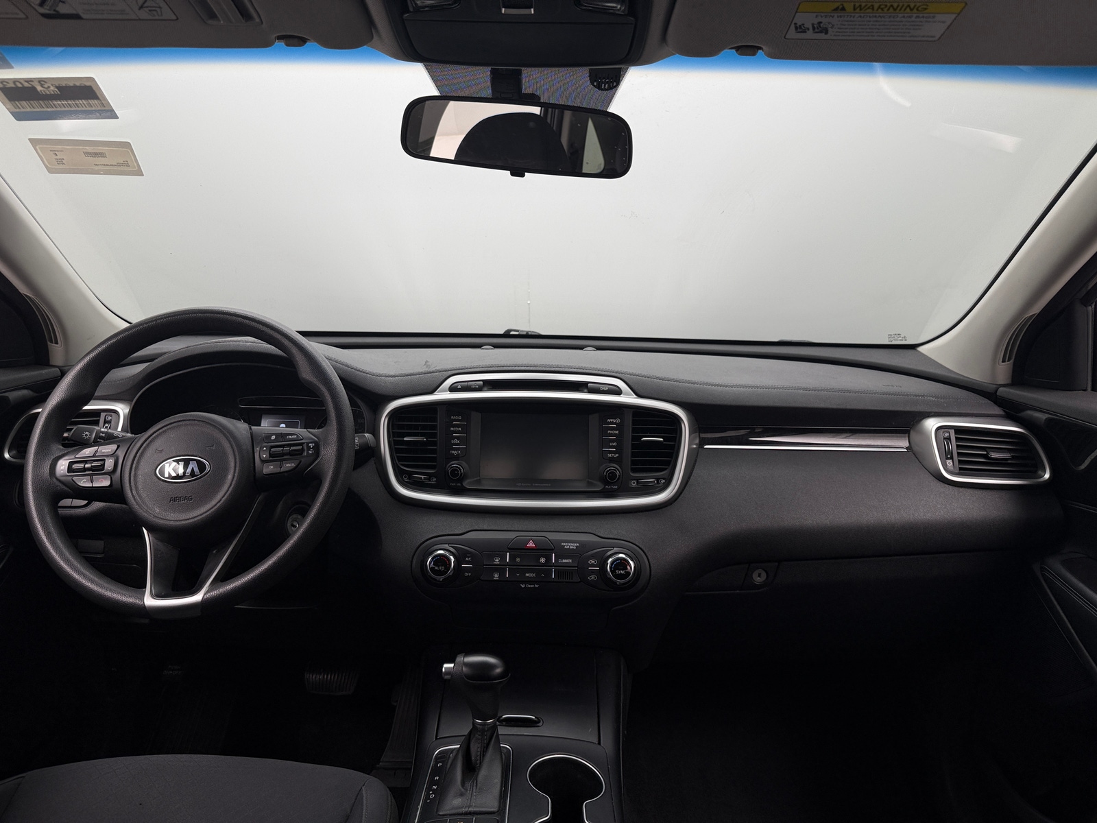 Thumbnail: 2018 Kia Sorento - 3