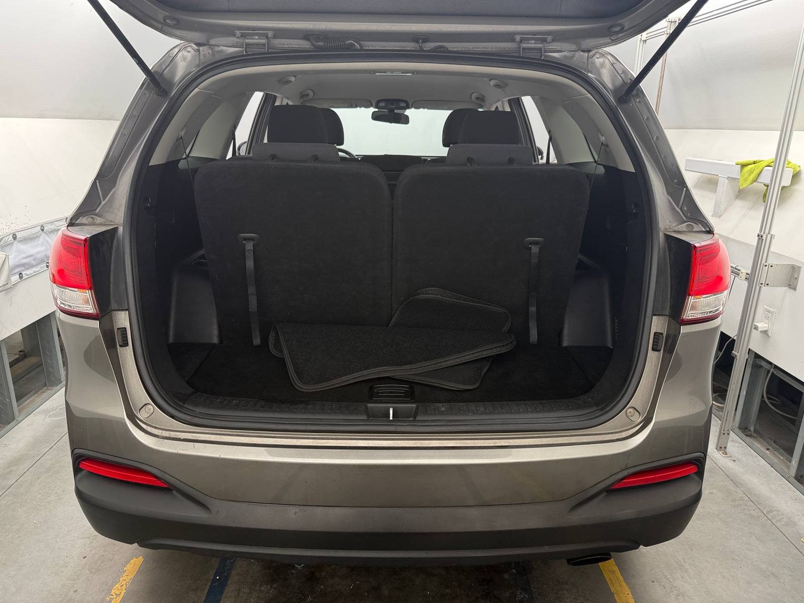 Thumbnail: 2018 Kia Sorento - 7