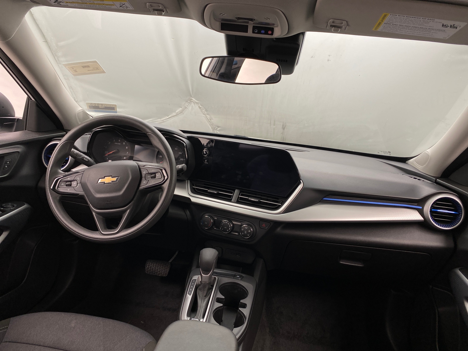 Thumbnail: 2025 Chevrolet Trax - 3