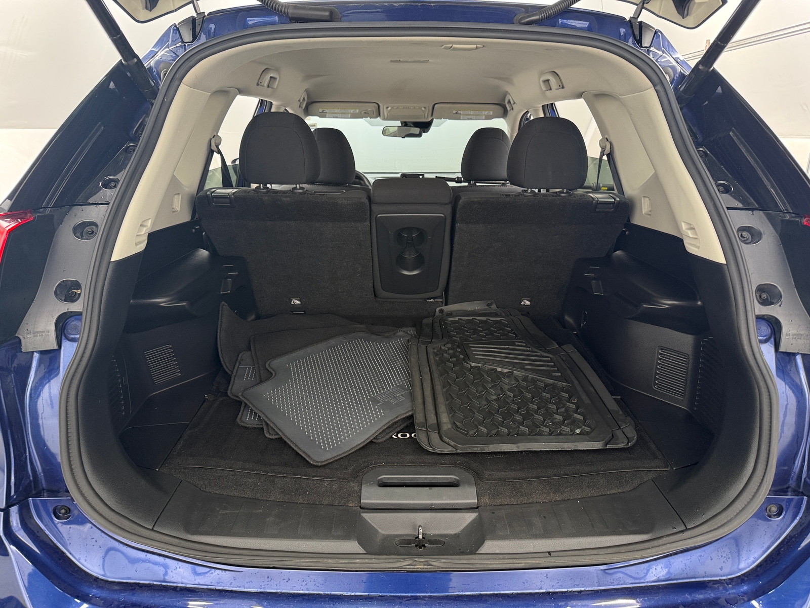 Thumbnail: 2019 Nissan Rogue - 7