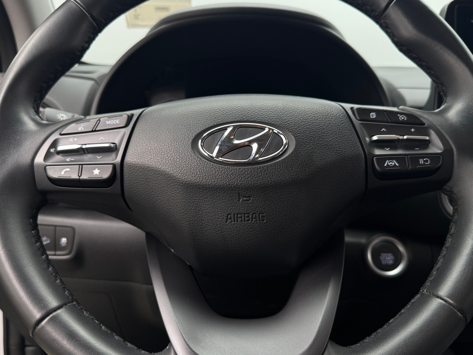 Thumbnail: 2023 Hyundai Kona - 5