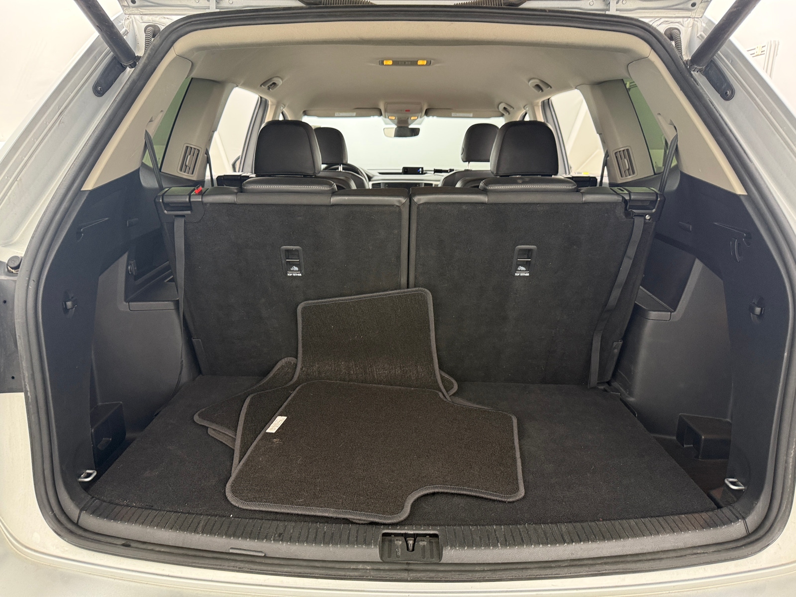 Thumbnail: 2019 Volkswagen Atlas - 6