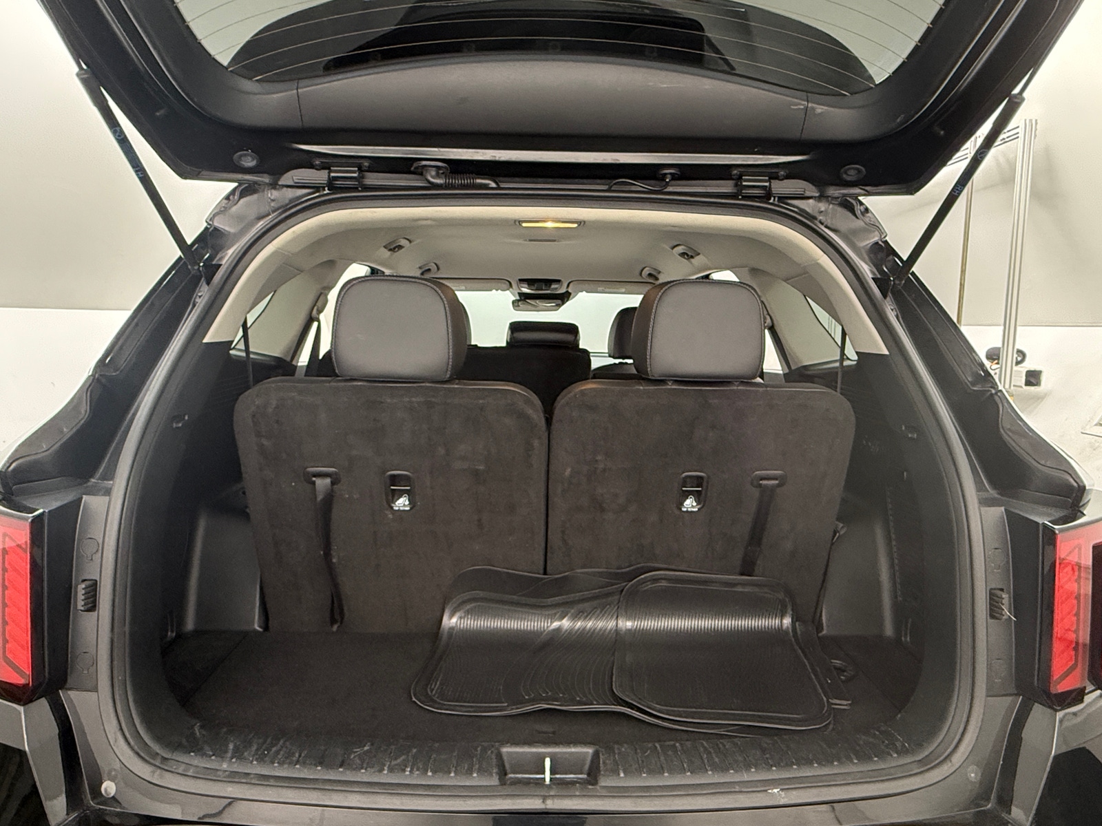 Thumbnail: 2024 Kia Sorento - 6