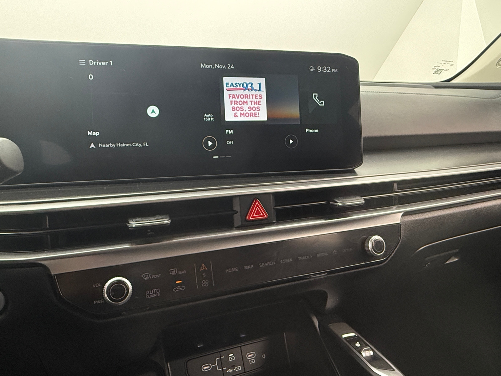 Thumbnail: 2024 Kia Sorento - 3