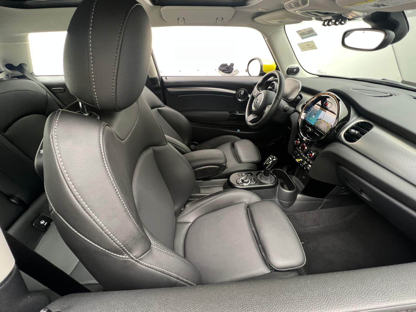 Thumbnail: 2024 MINI Cooper Hardtop - 2