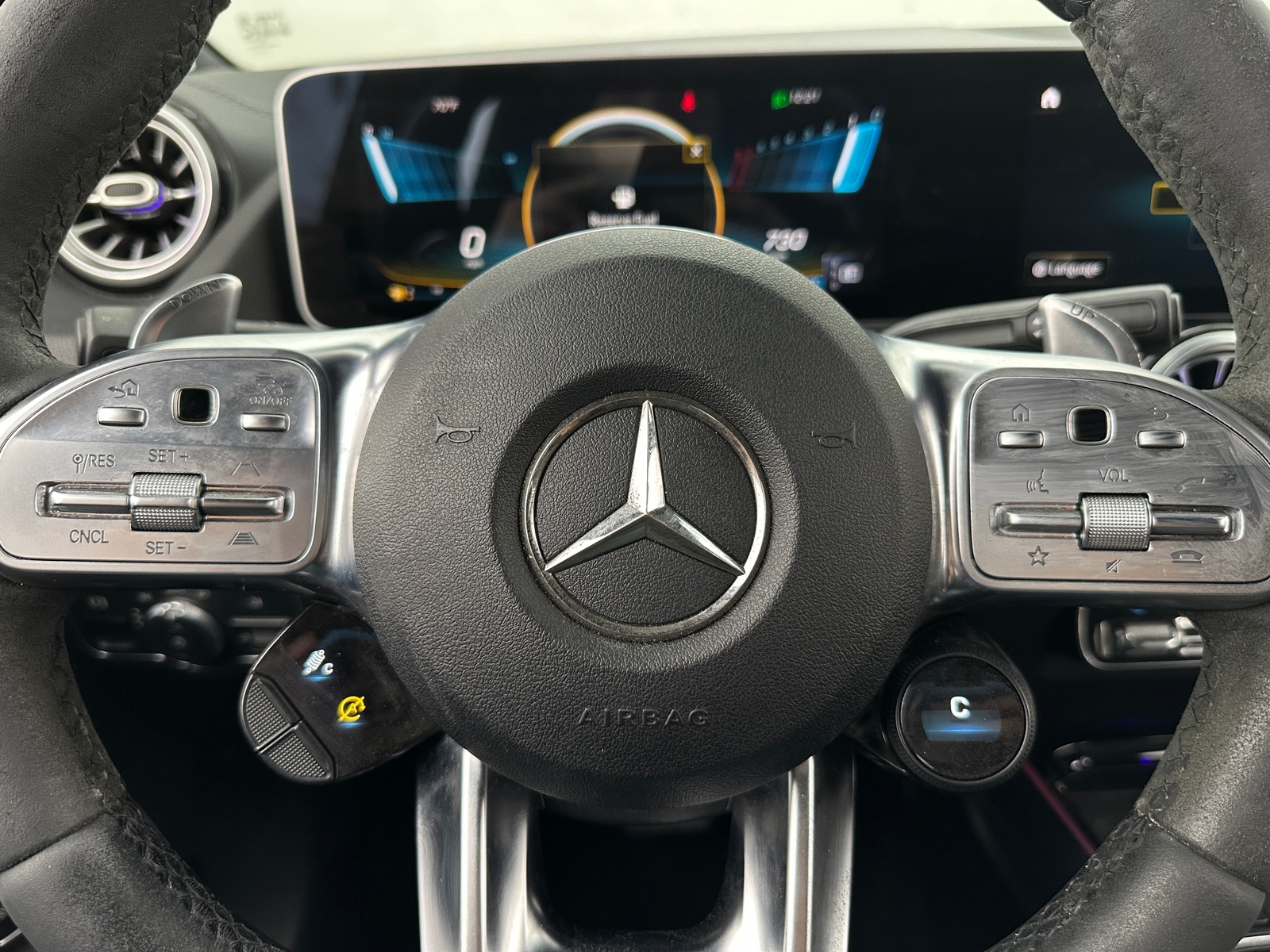 Thumbnail: 2021 Mercedes-Benz GLA - 4