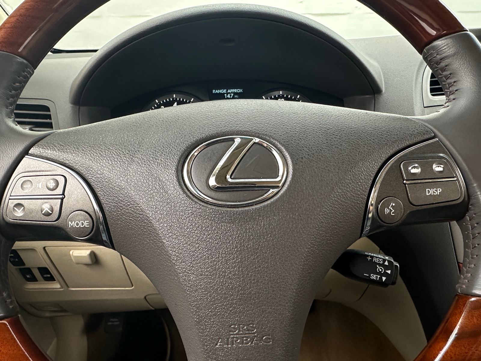 Thumbnail: 2012 Lexus ES - 3