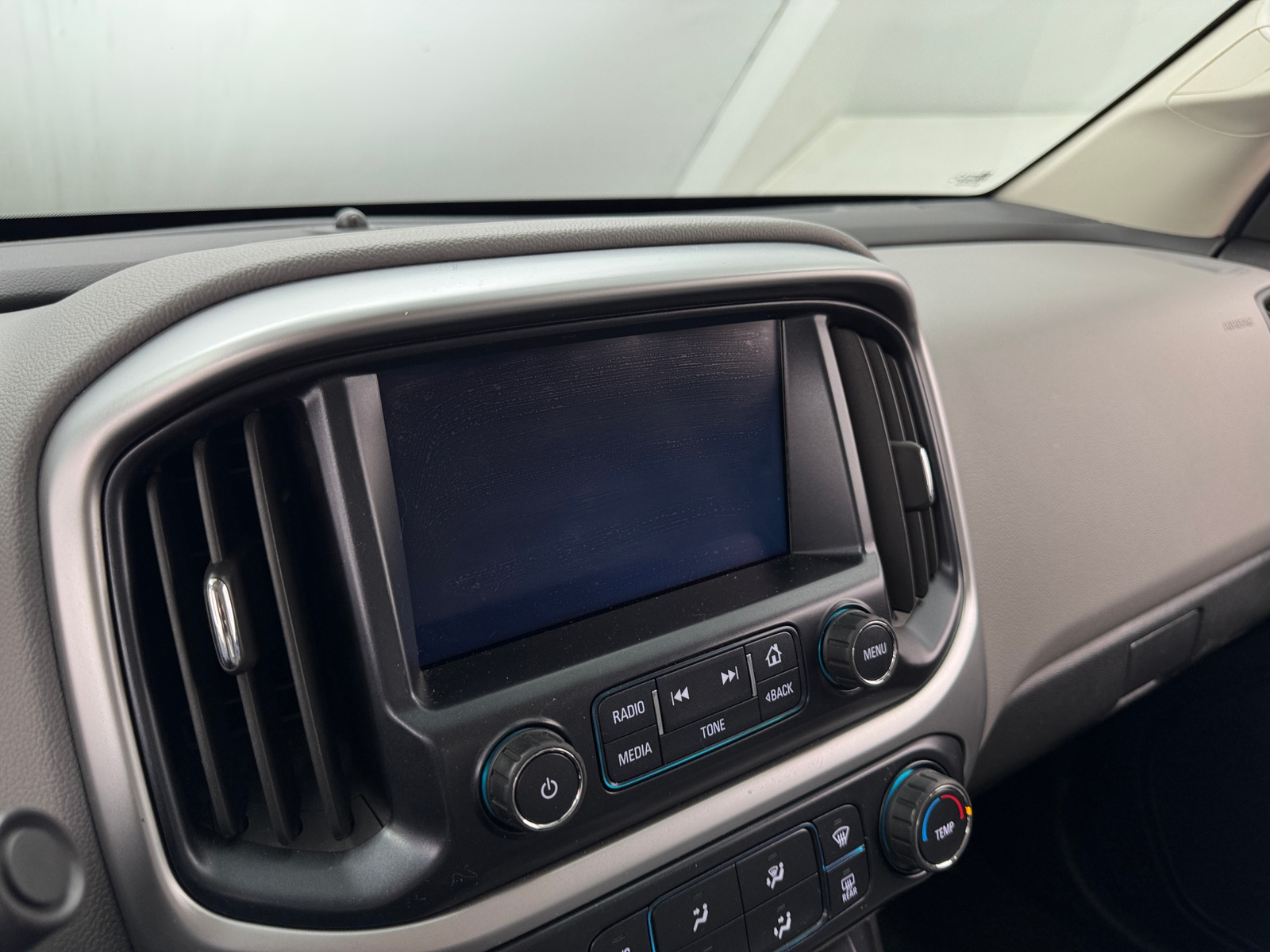 Thumbnail: 2016 Chevrolet Colorado - 4