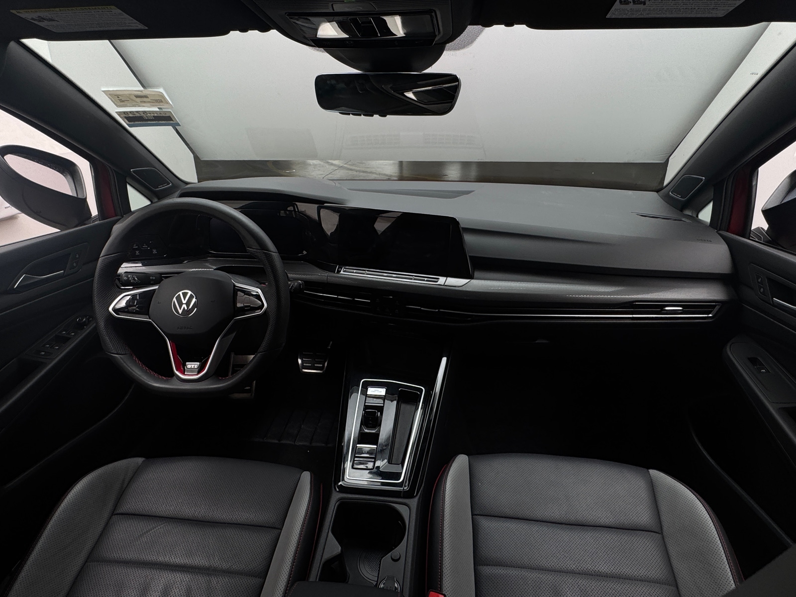 Thumbnail: 2024 Volkswagen Golf - 2