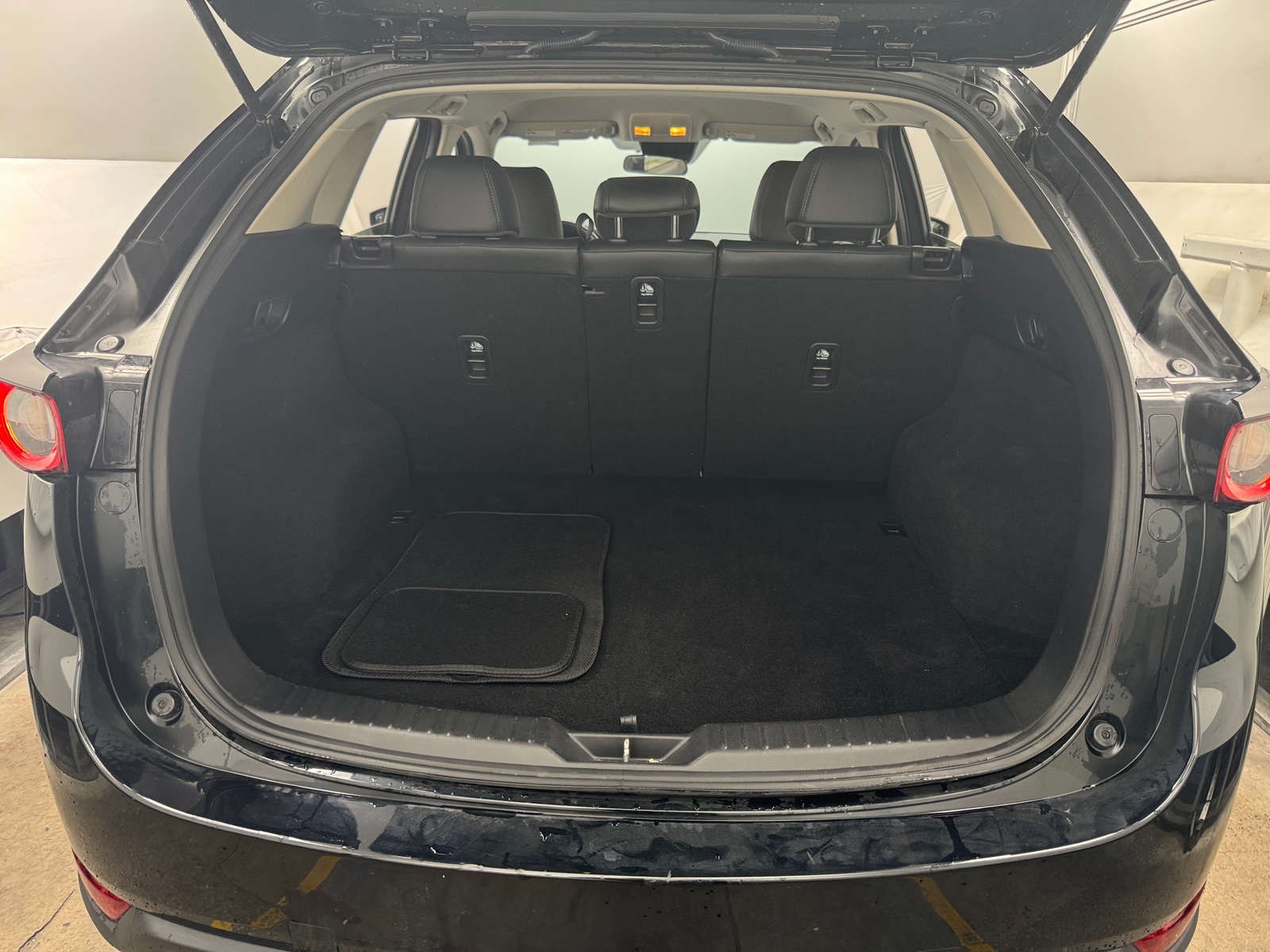 Thumbnail: 2021 Mazda CX-5 - 6