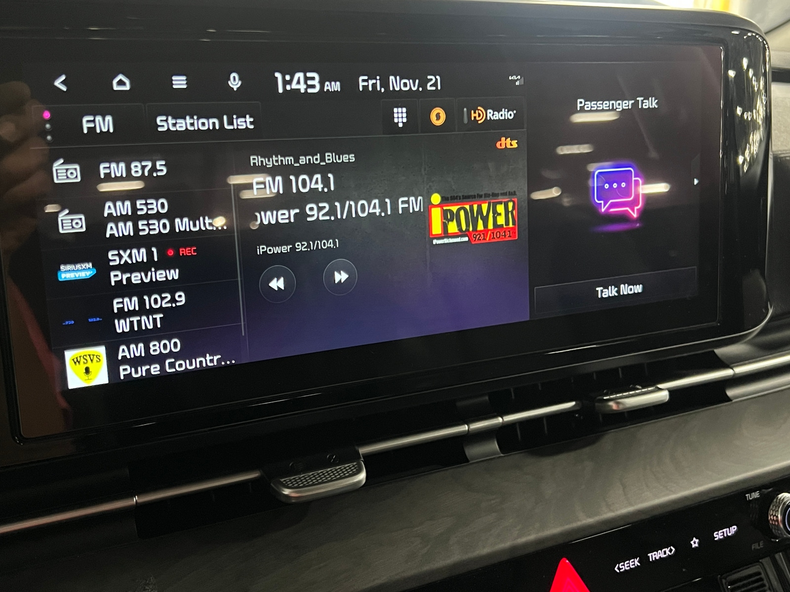 Thumbnail: 2023 Kia Carnival - 3