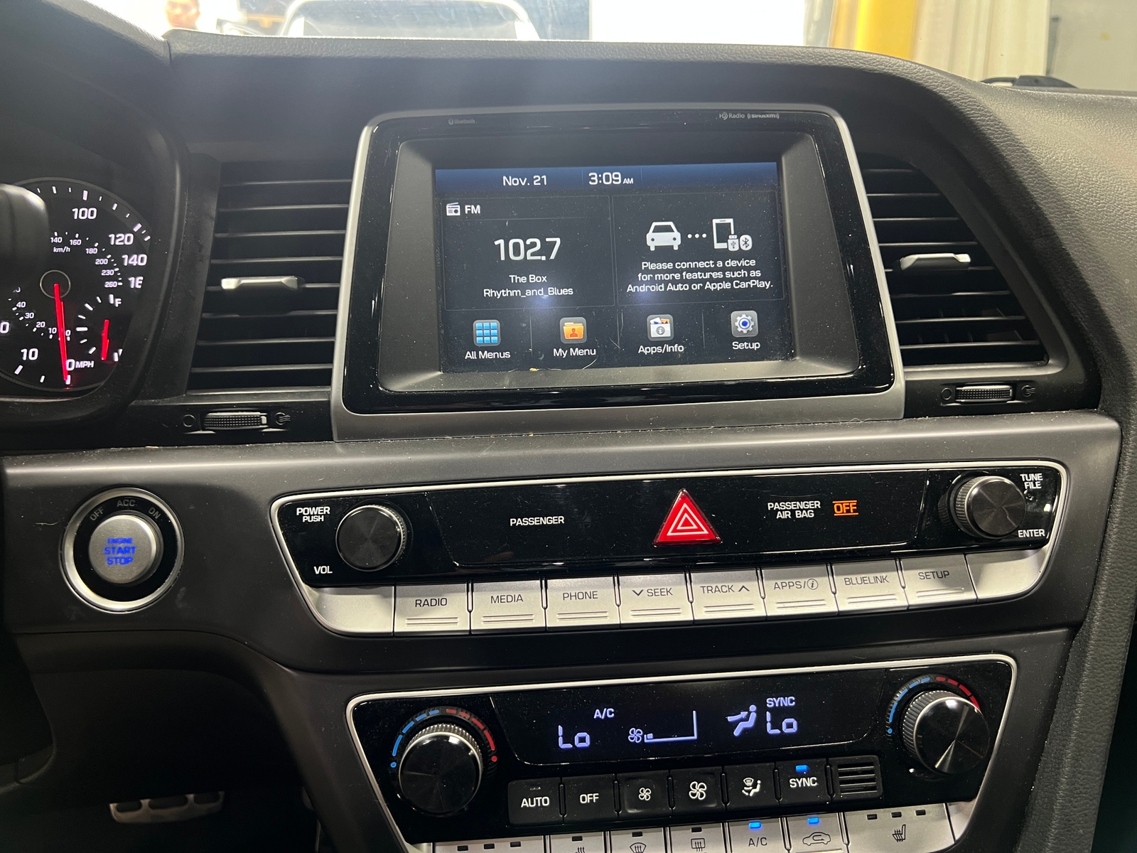 Thumbnail: 2018 Hyundai Sonata - 4