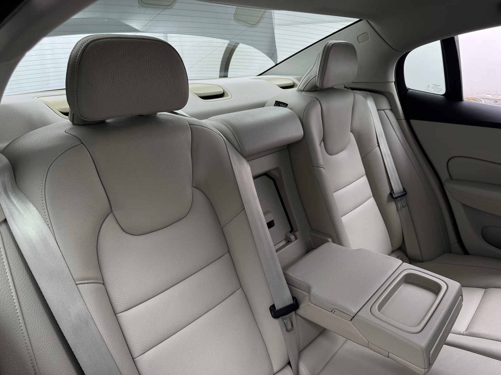 Thumbnail: 2019 Volvo S60 - 5