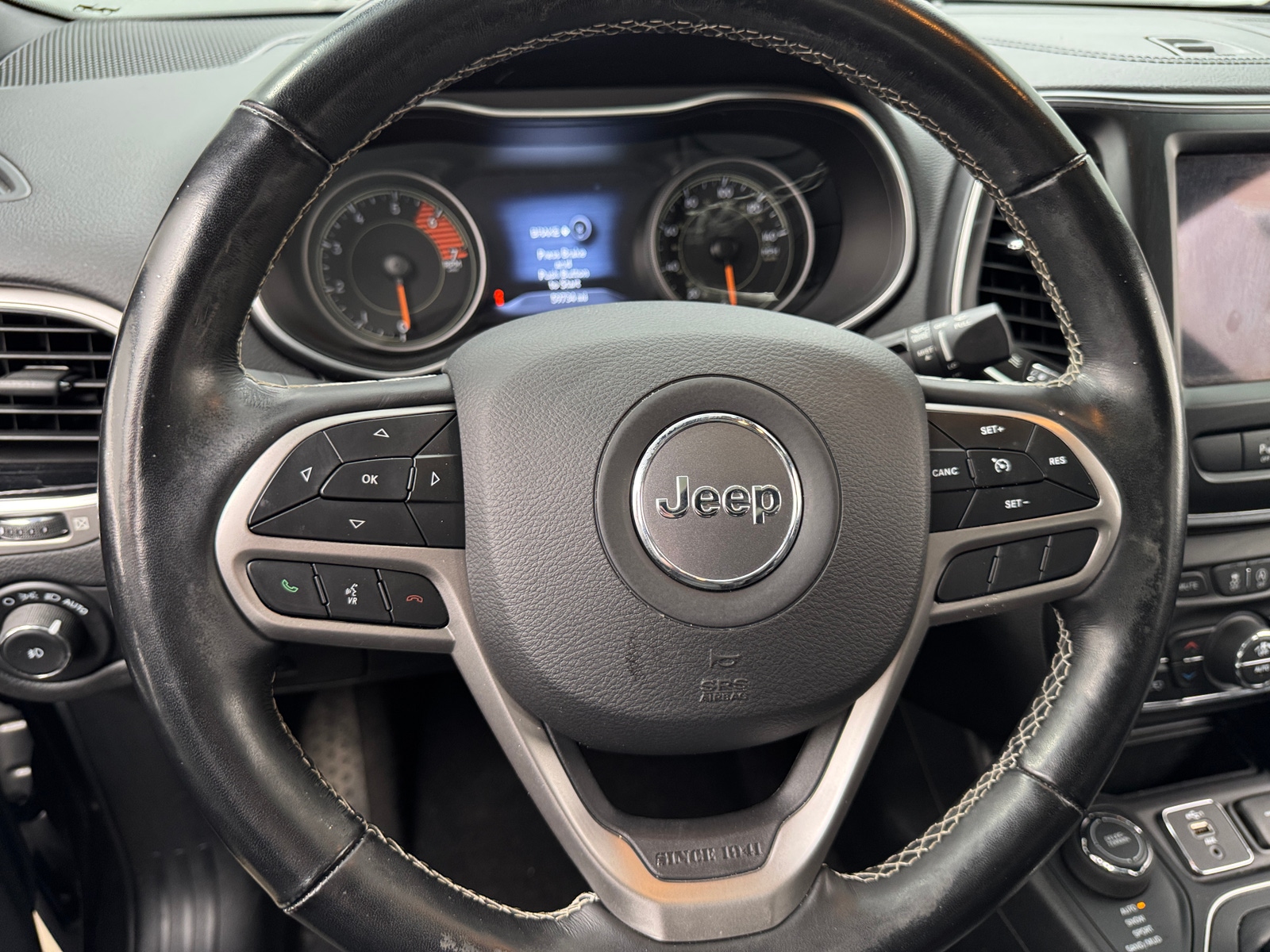 Thumbnail: 2021 Jeep Cherokee - 4