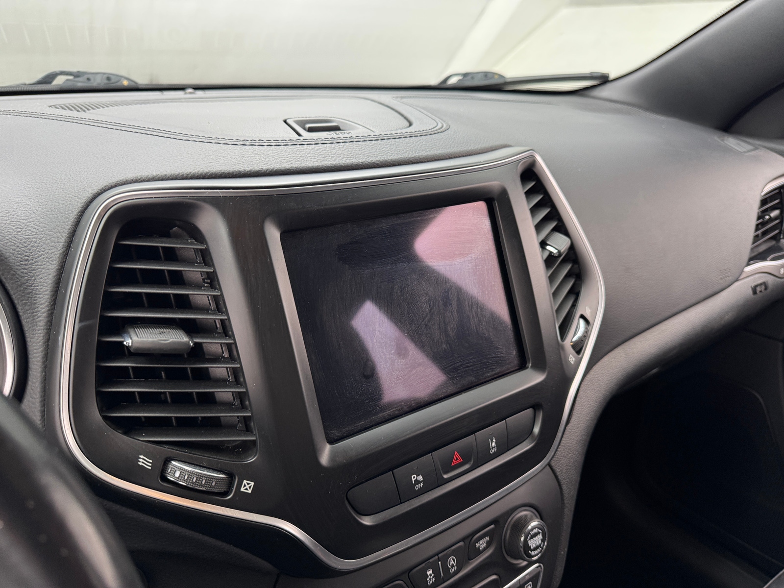 Thumbnail: 2021 Jeep Cherokee - 3