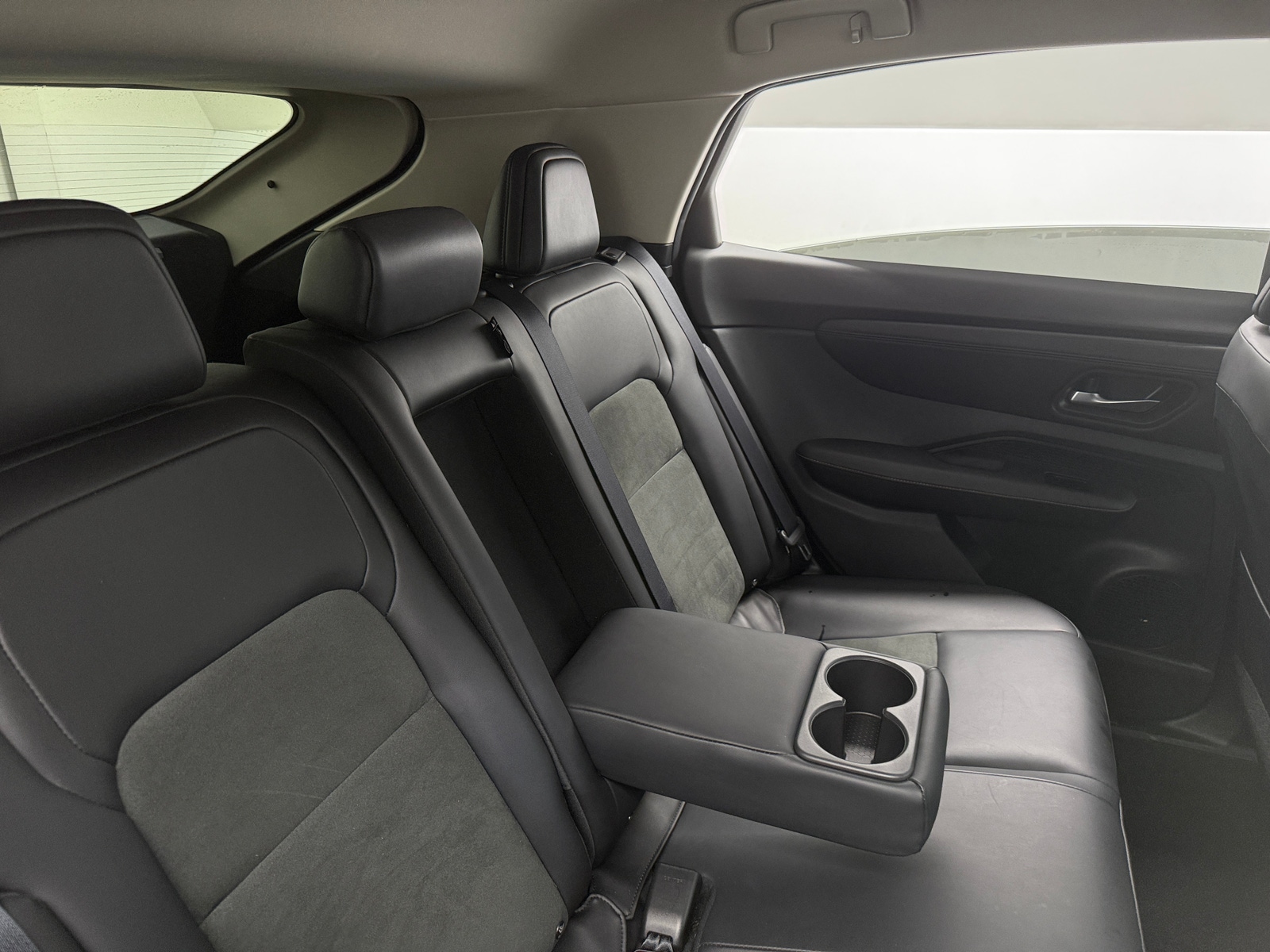 Thumbnail: 2023 Nissan Ariya - 5