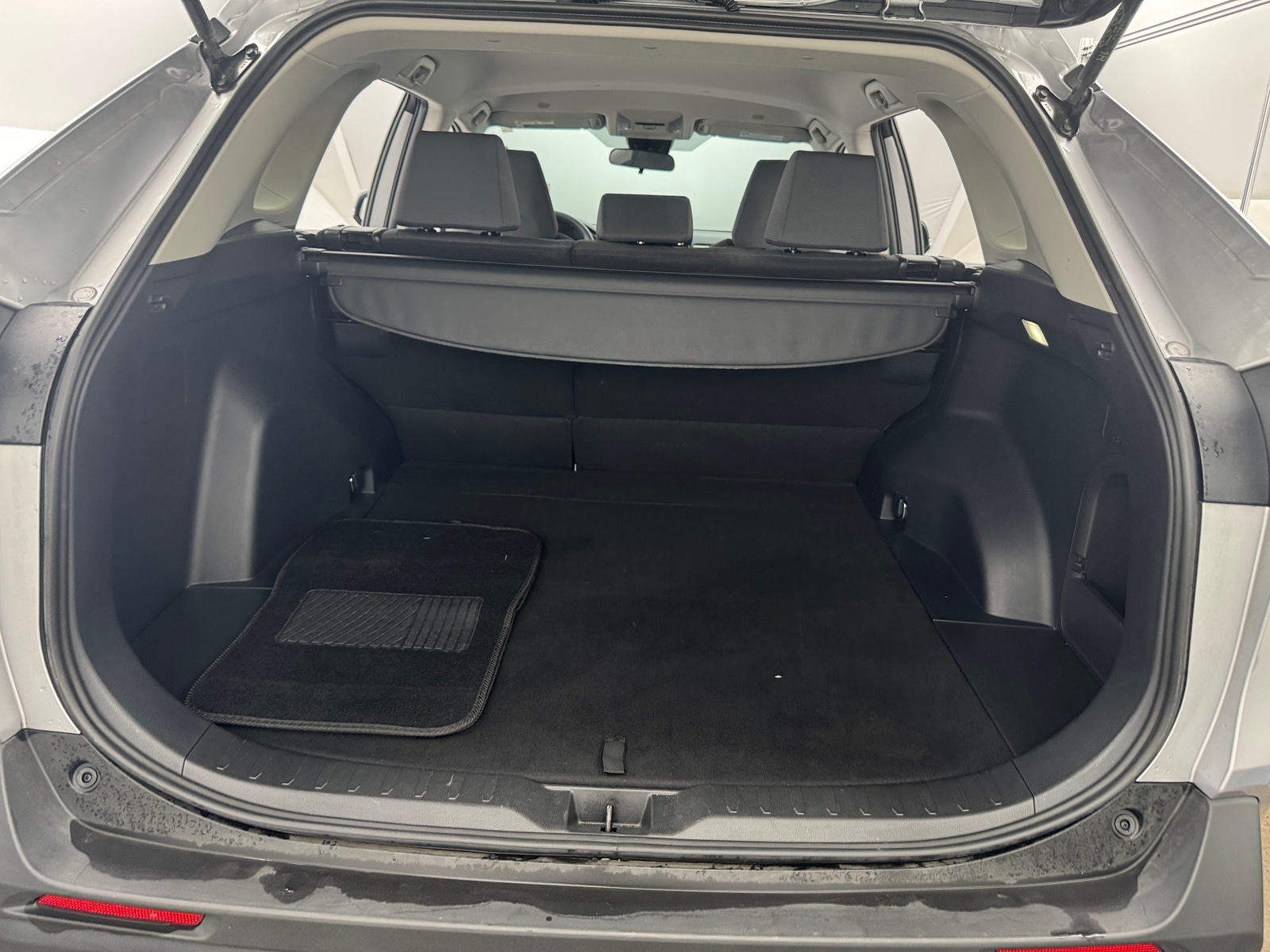 Thumbnail: 2025 Toyota RAV4 - 7