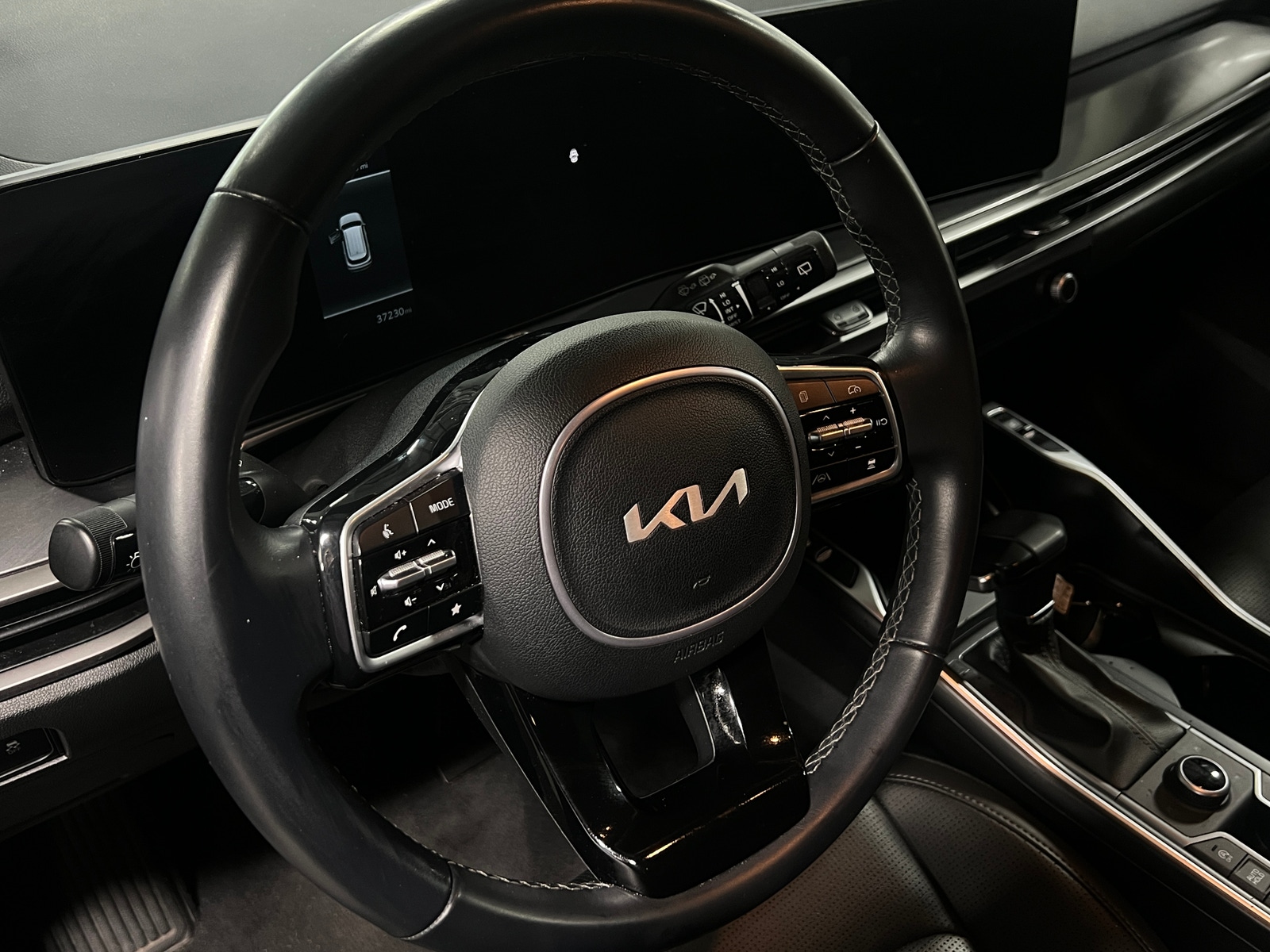 Thumbnail: 2024 Kia Sorento - 4