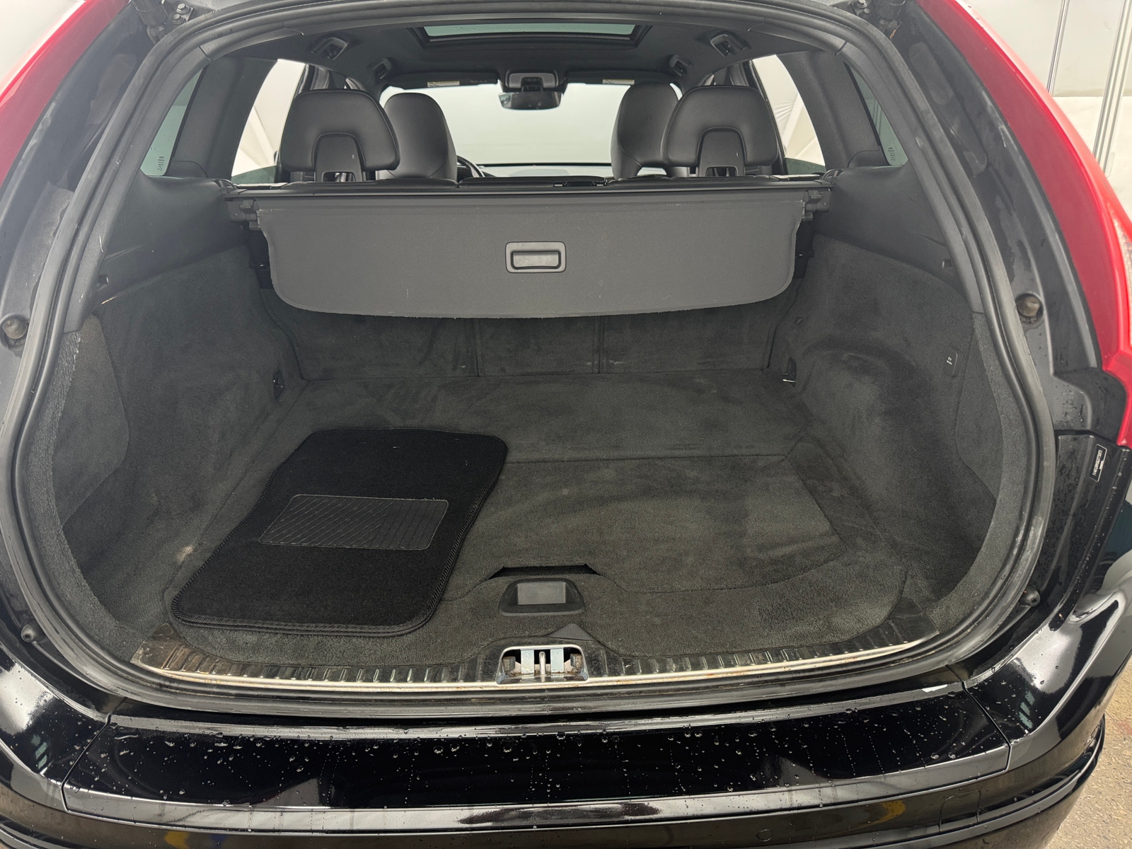 Thumbnail: 2016 Volvo XC60 - 6