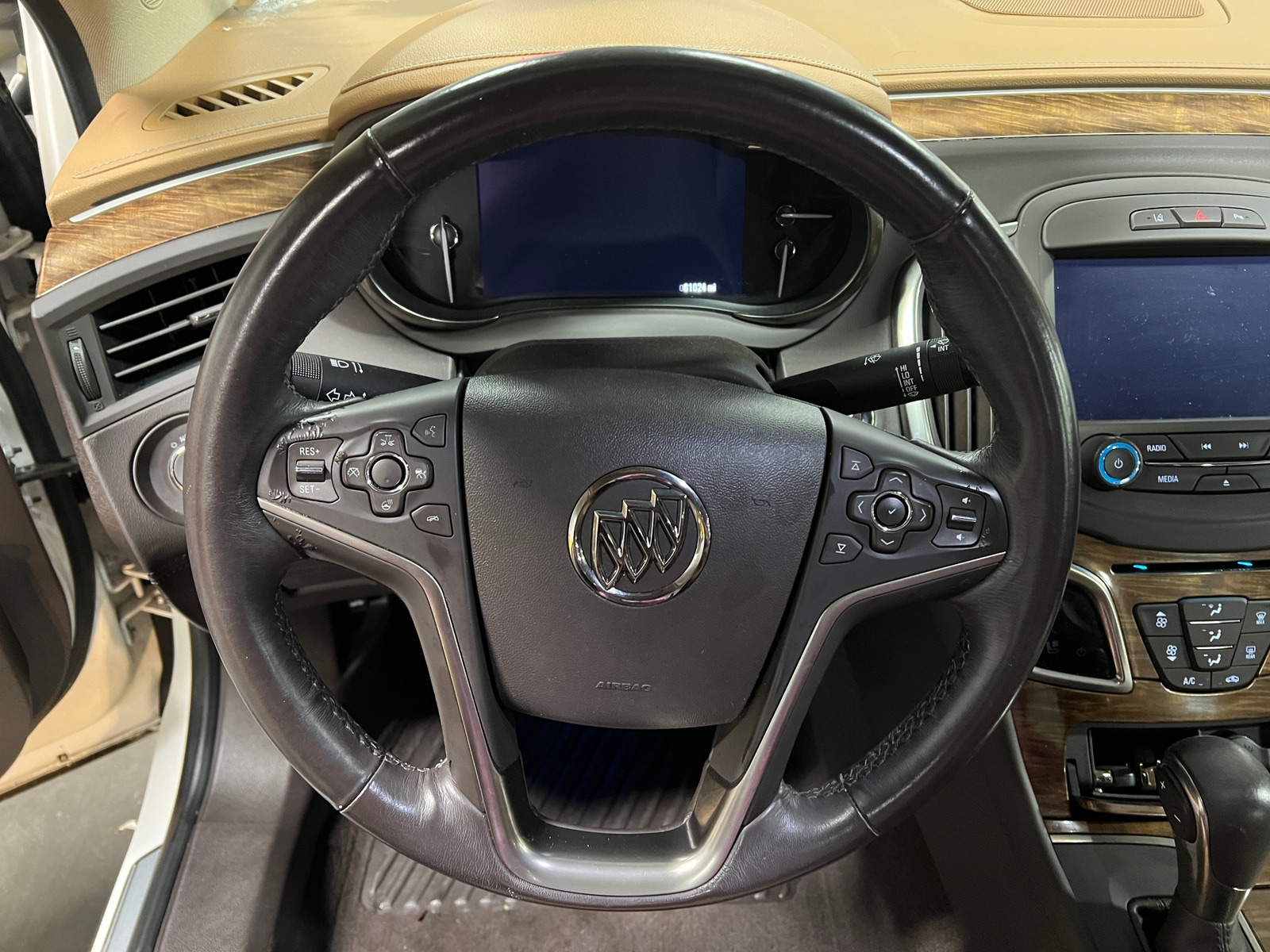 Thumbnail: 2014 Buick LaCrosse - 4