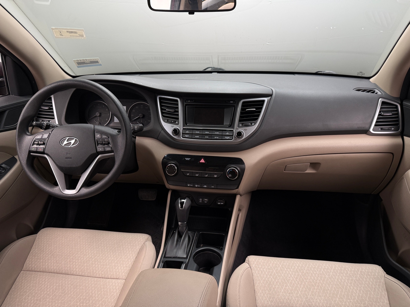 Thumbnail: 2017 Hyundai Tucson - 3