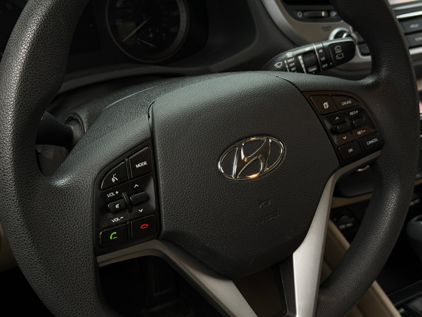 Thumbnail: 2017 Hyundai Tucson - 5