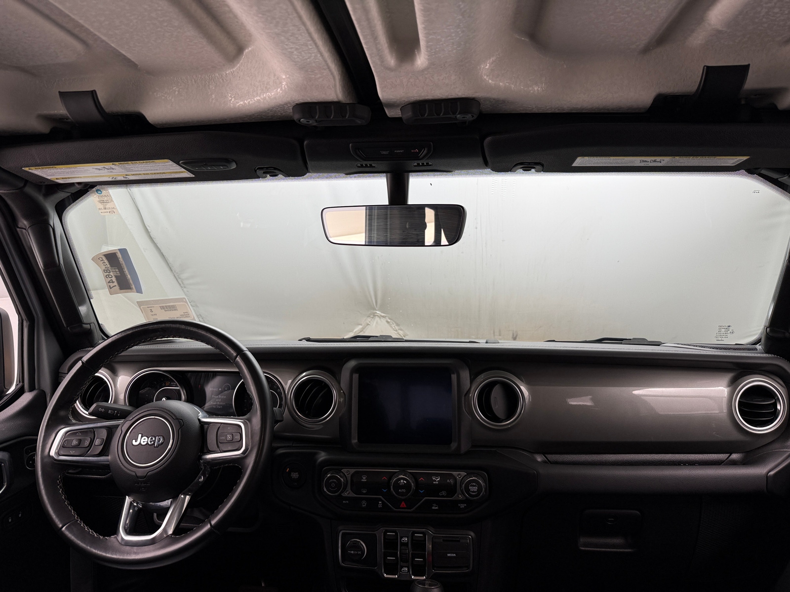 Thumbnail: 2022 Jeep Gladiator - 3