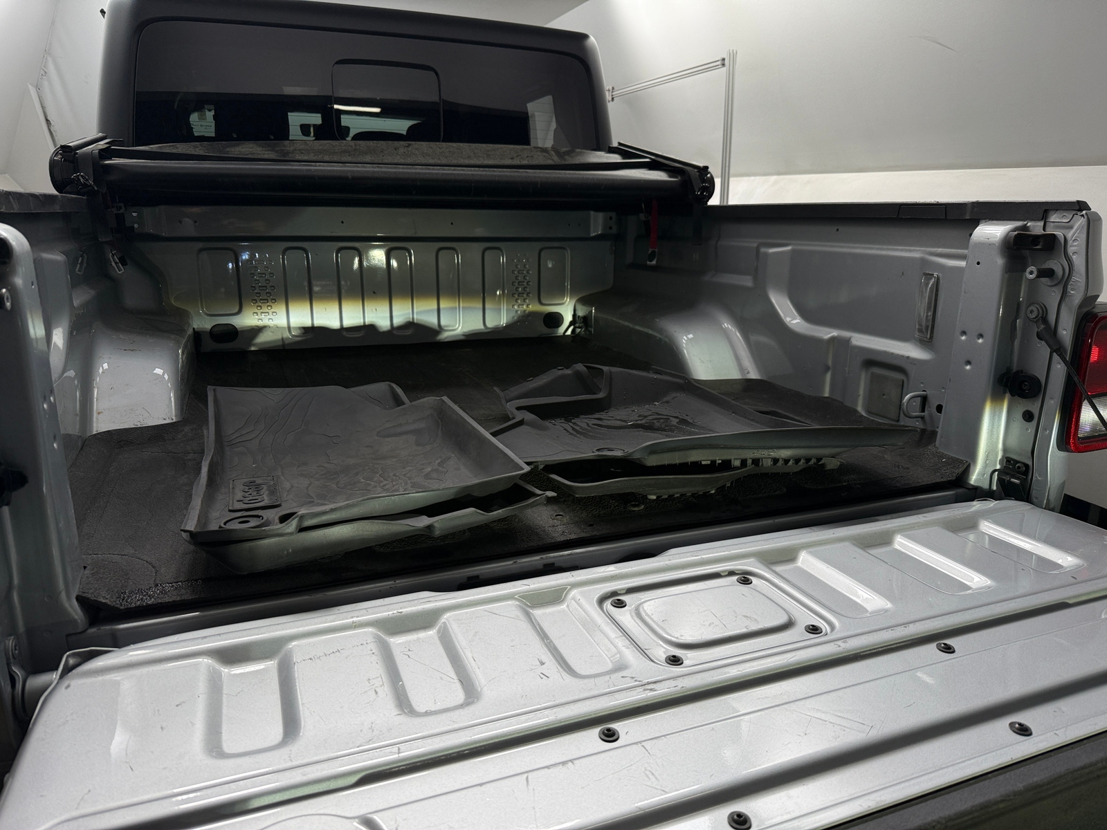 Thumbnail: 2022 Jeep Gladiator - 7