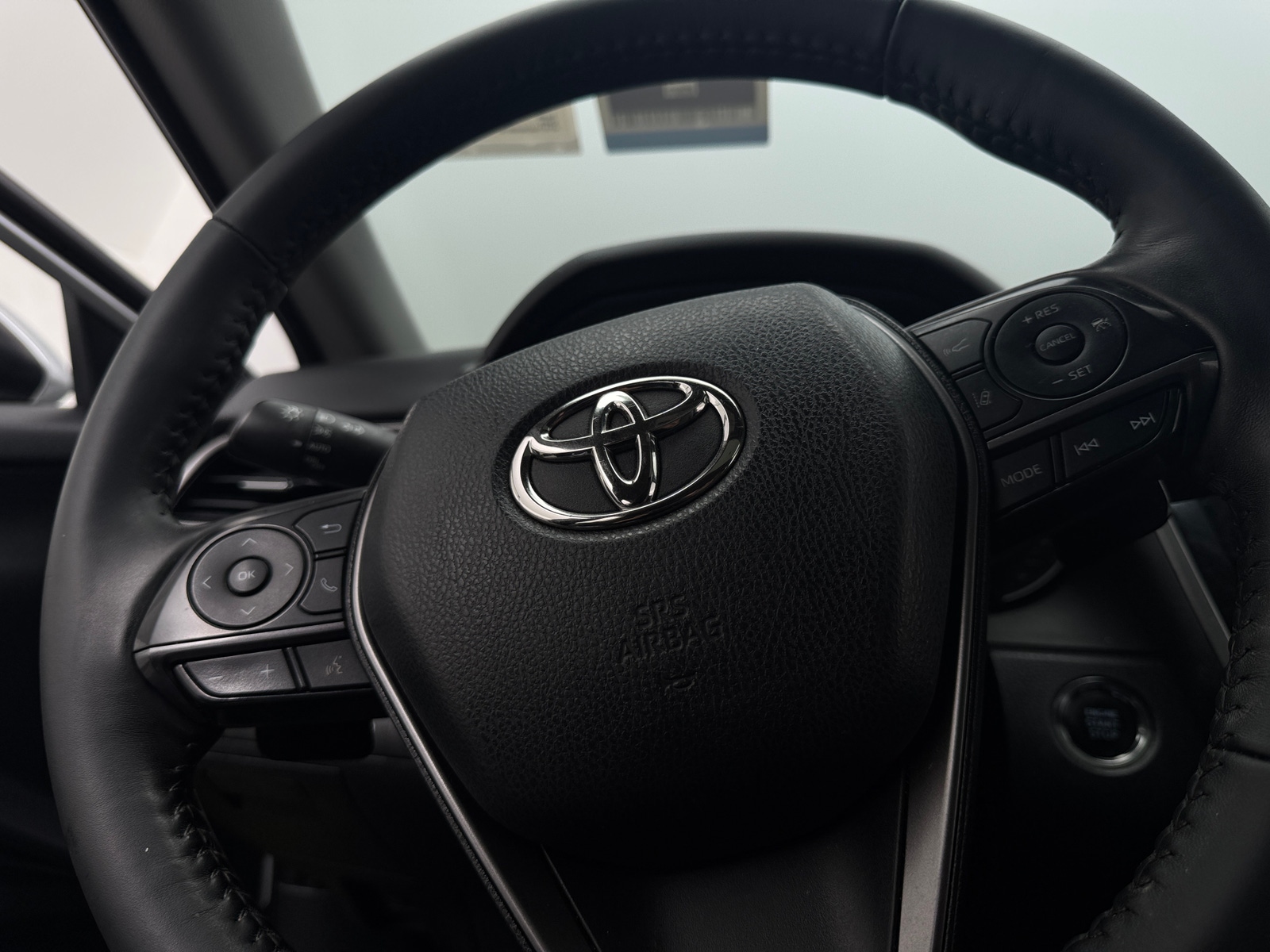 Thumbnail: 2022 Toyota Camry - 4