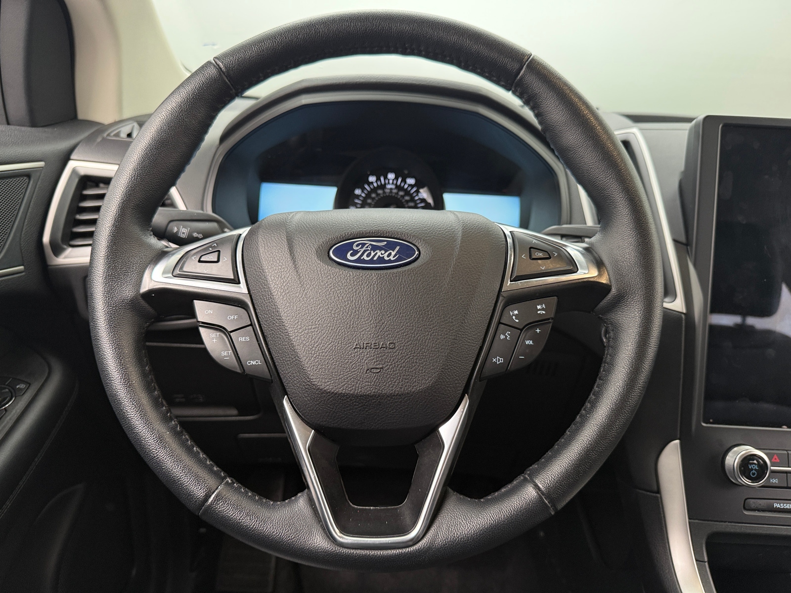 Thumbnail: 2024 Ford Edge - 4