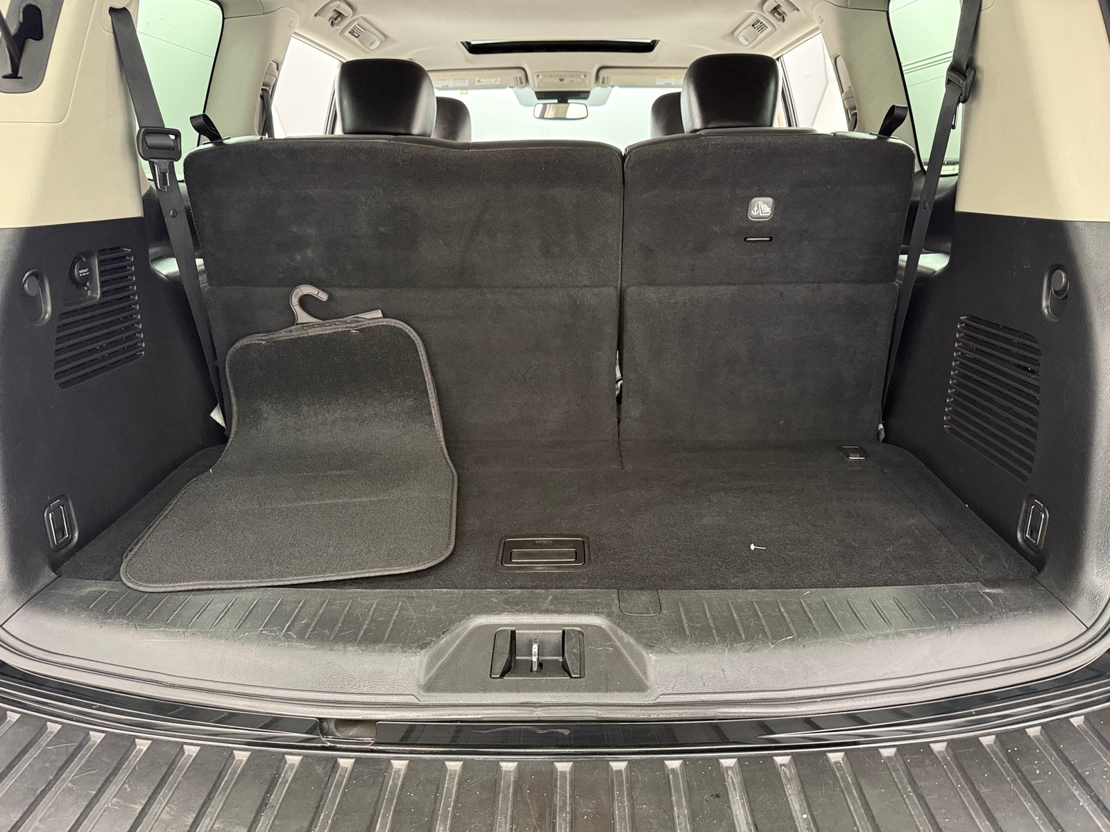 Thumbnail: 2021 Nissan Armada - 6