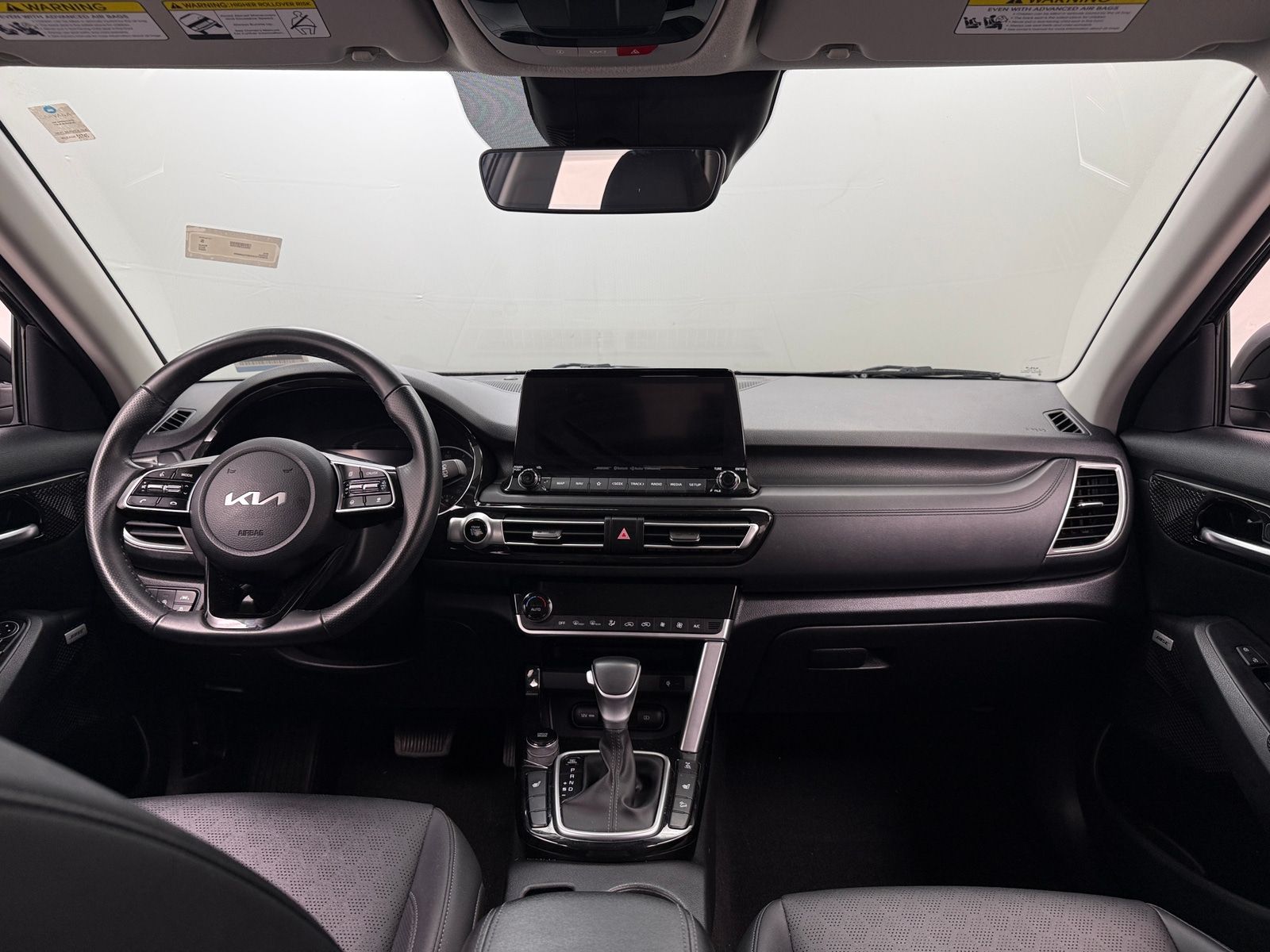 Thumbnail: 2022 Kia Seltos - 2