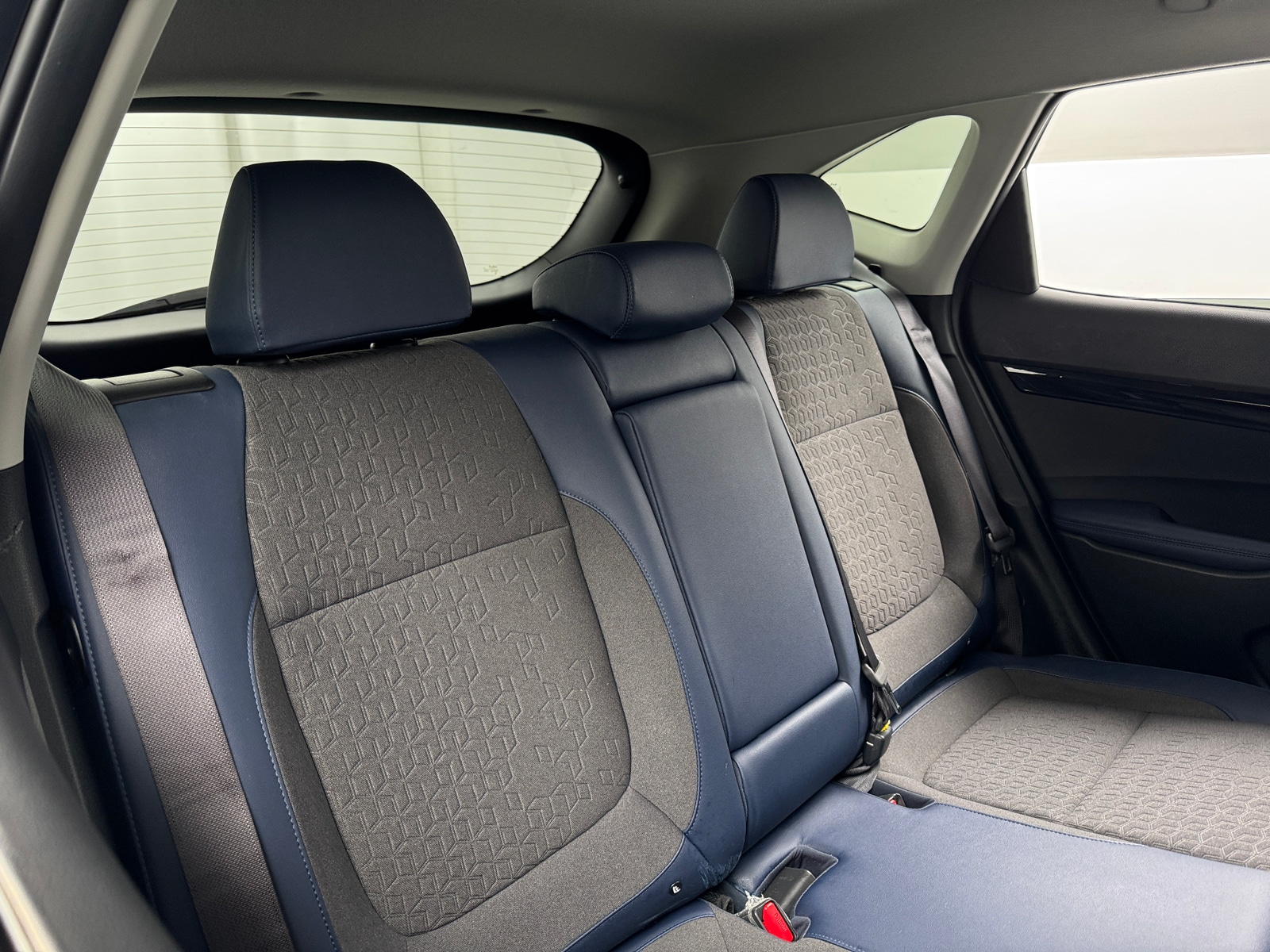 Thumbnail: 2024 Kia Seltos - 6