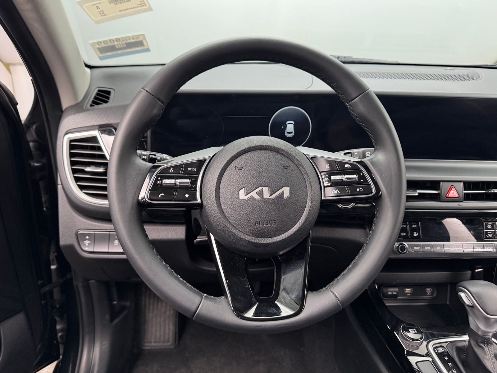 Thumbnail: 2024 Kia Seltos - 5