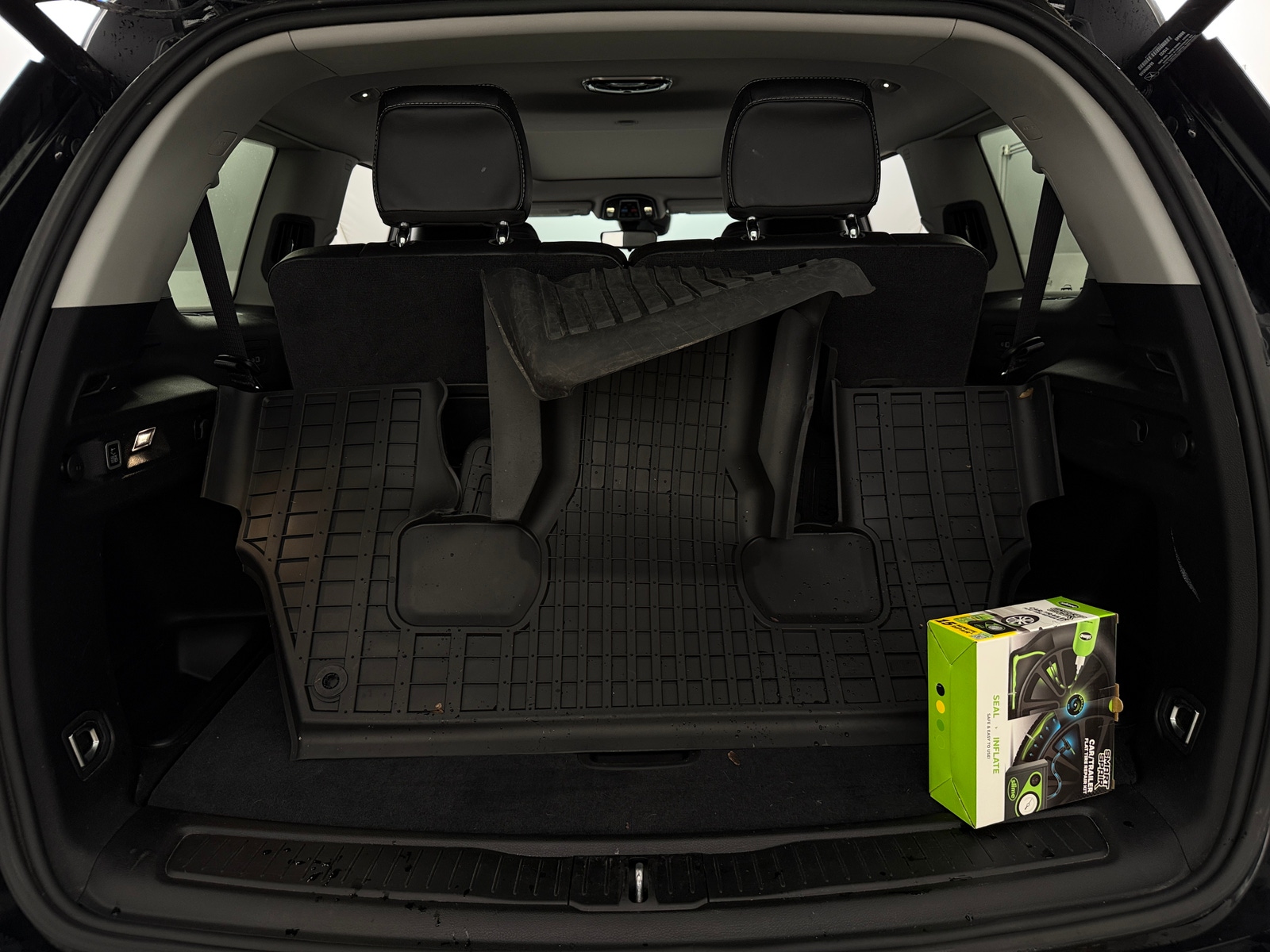 Thumbnail: 2023 Jeep Grand Cherokee L - 6